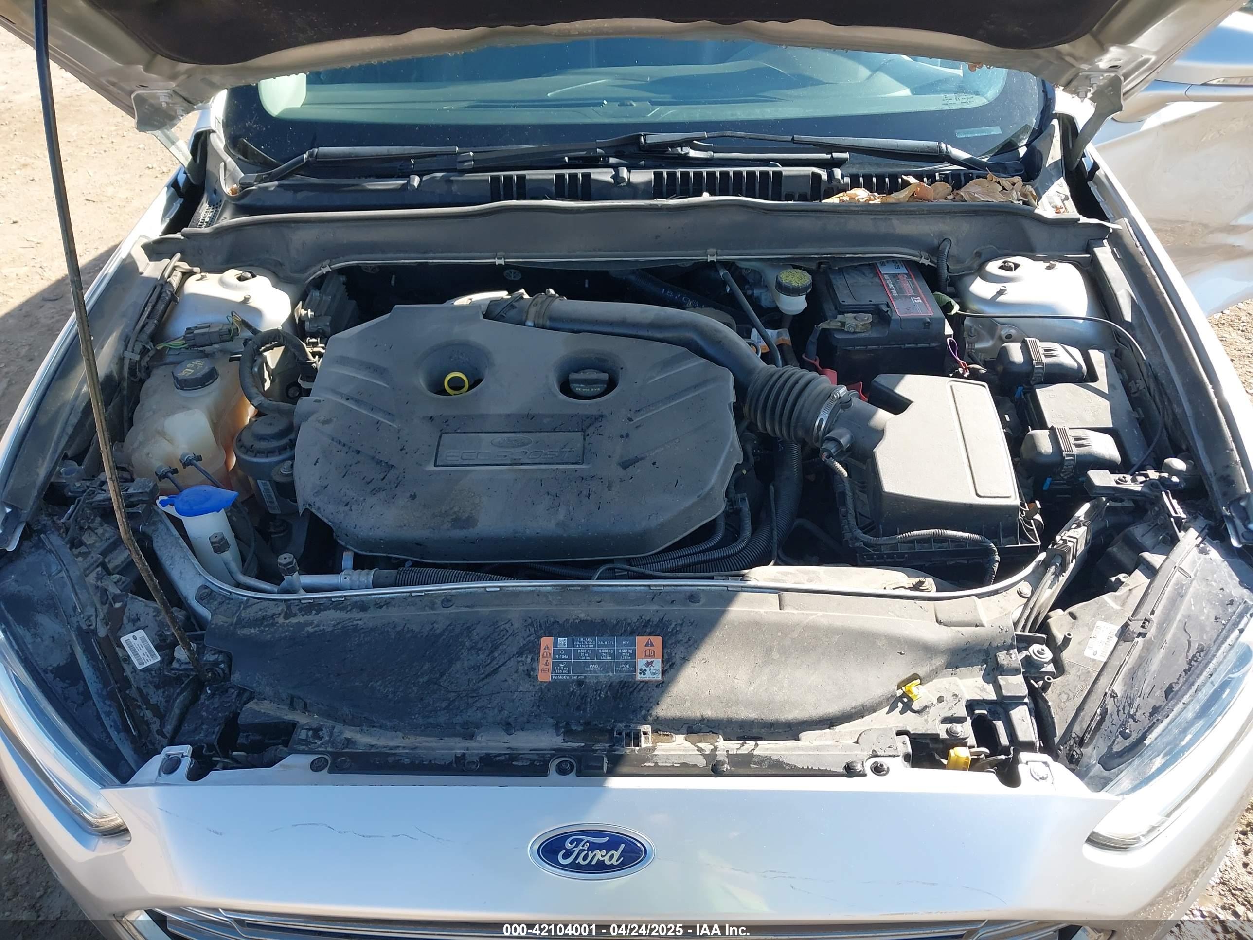 FORD FUSION image 10