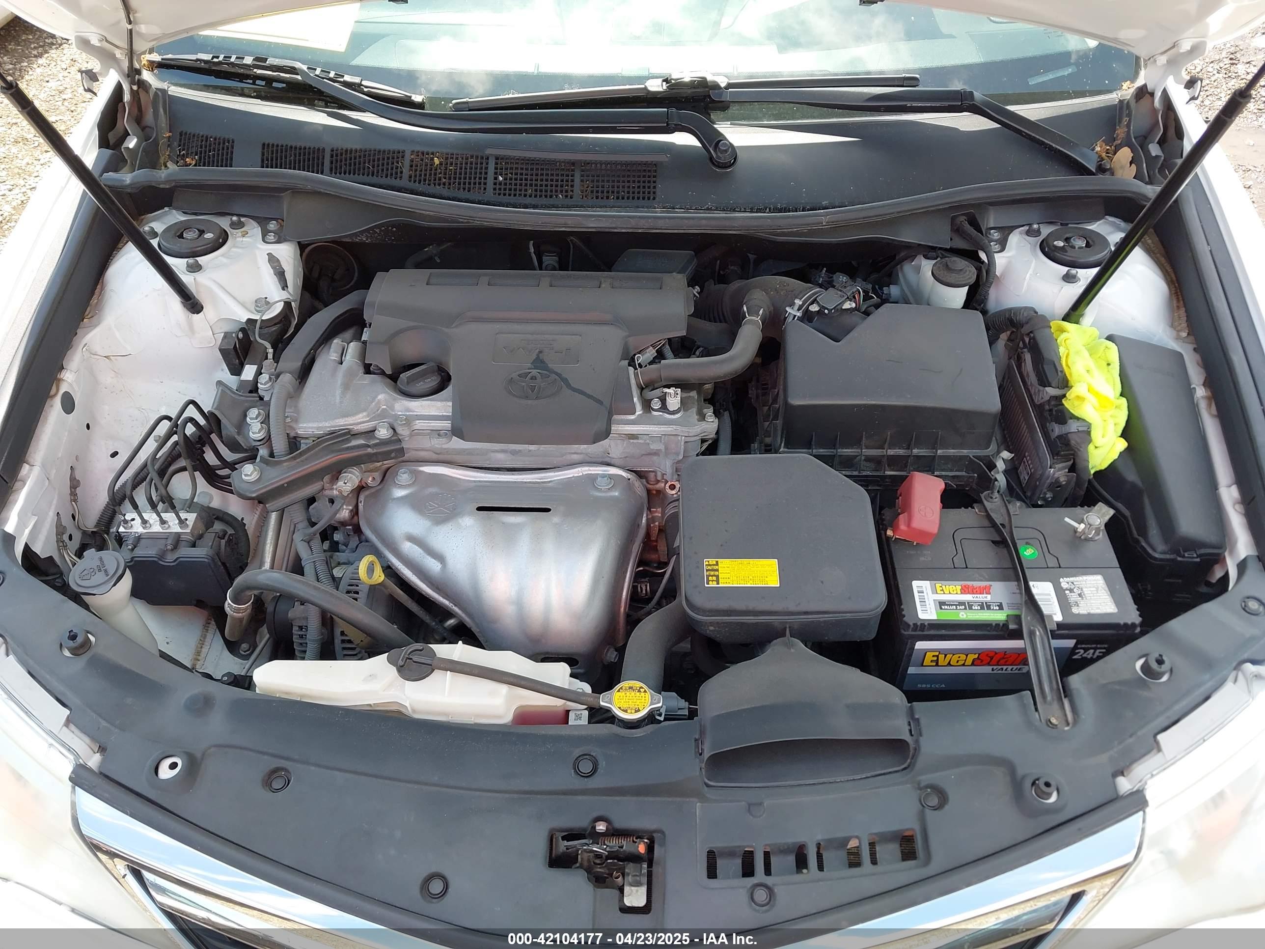TOYOTA CAMRY image 10