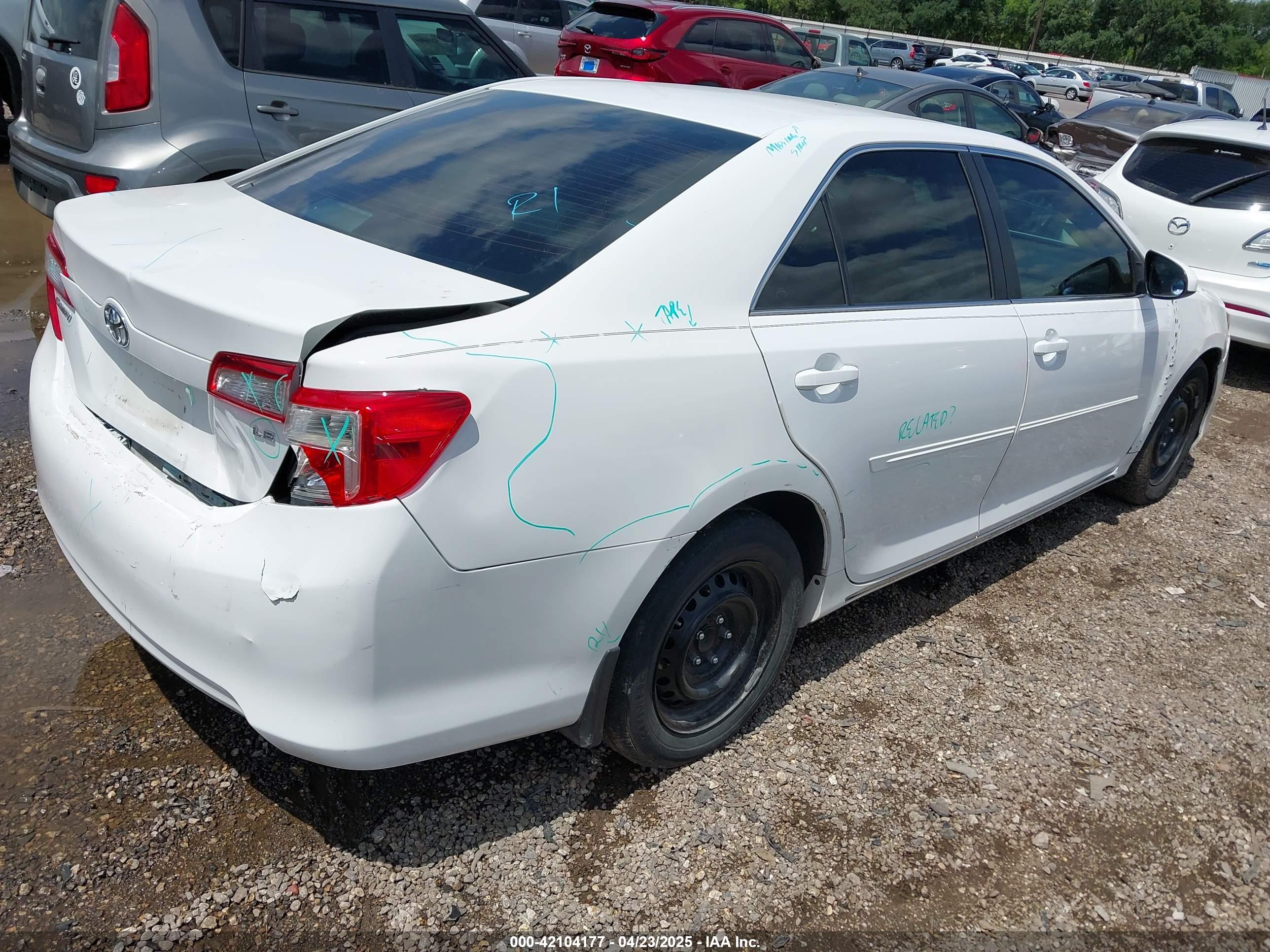 TOYOTA CAMRY image 4