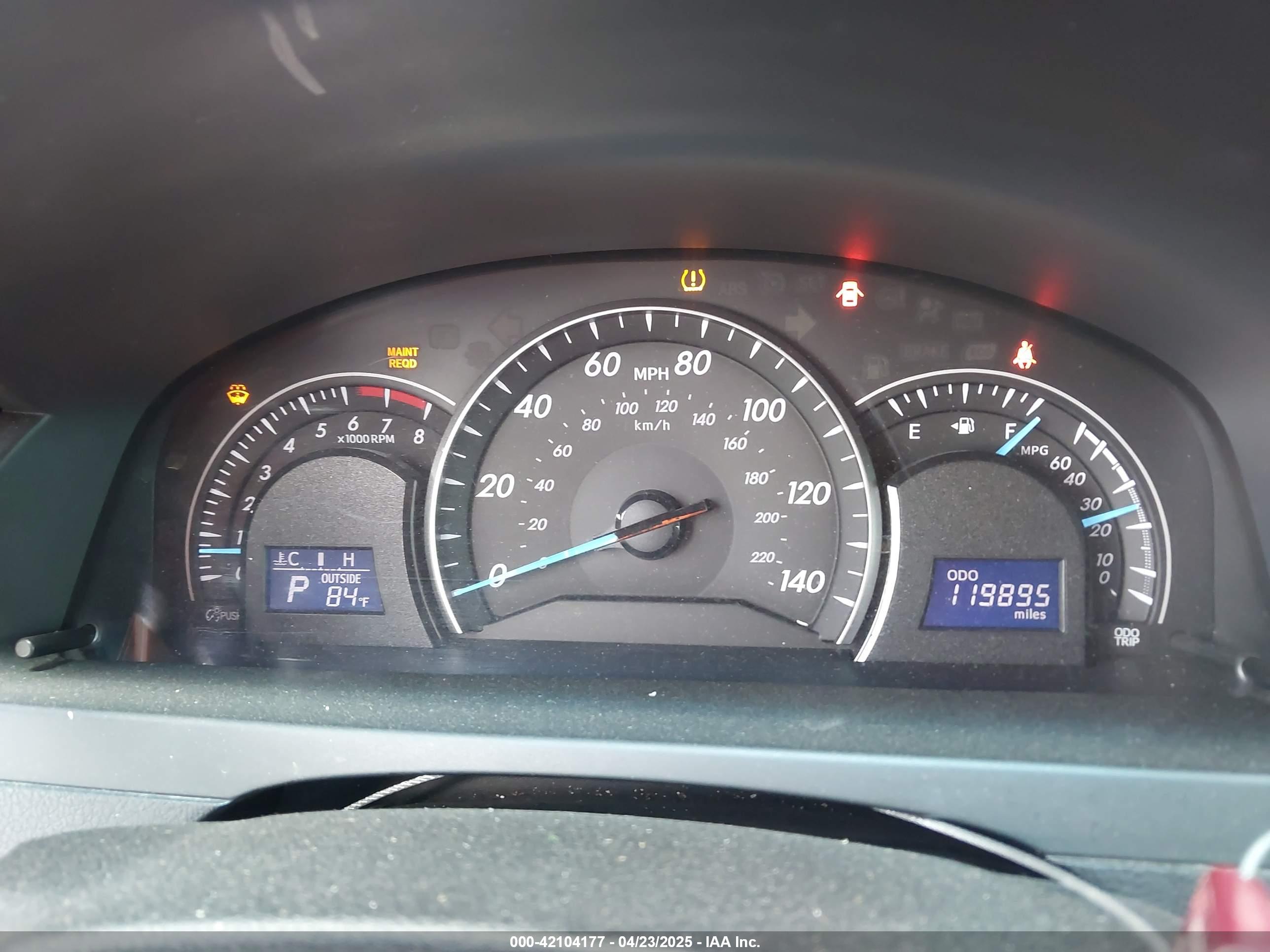 TOYOTA CAMRY image 7