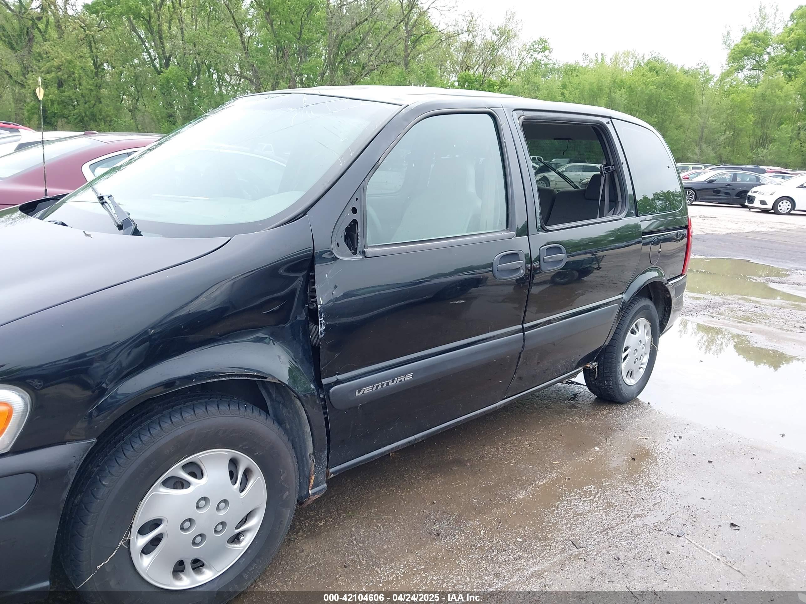 CHEVROLET VENTURE image 6