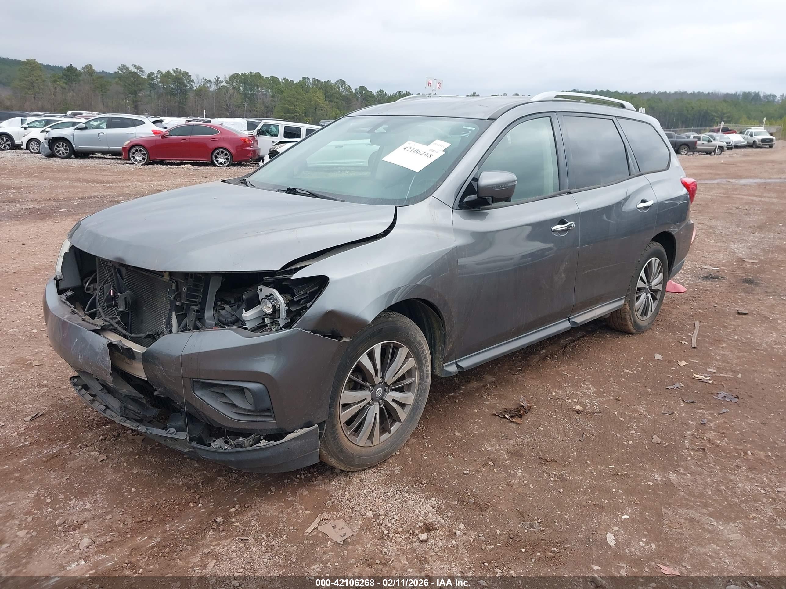 NISSAN PATHFINDER image 2