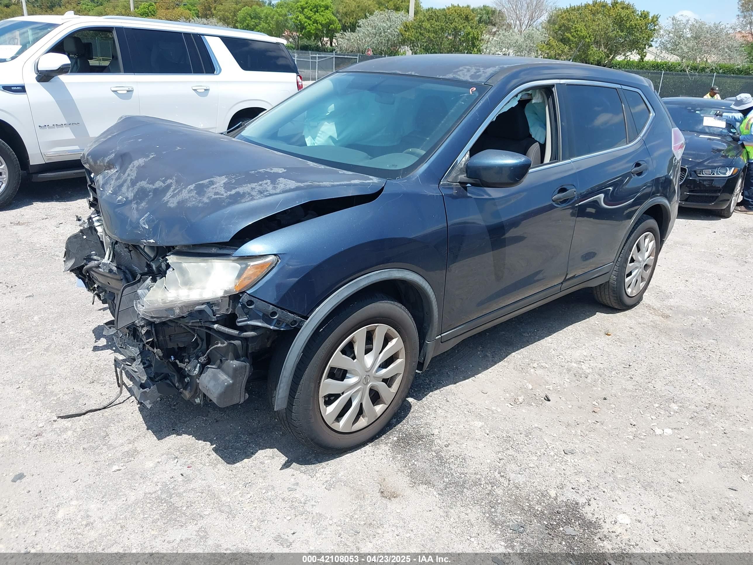 NISSAN ROGUE image 2