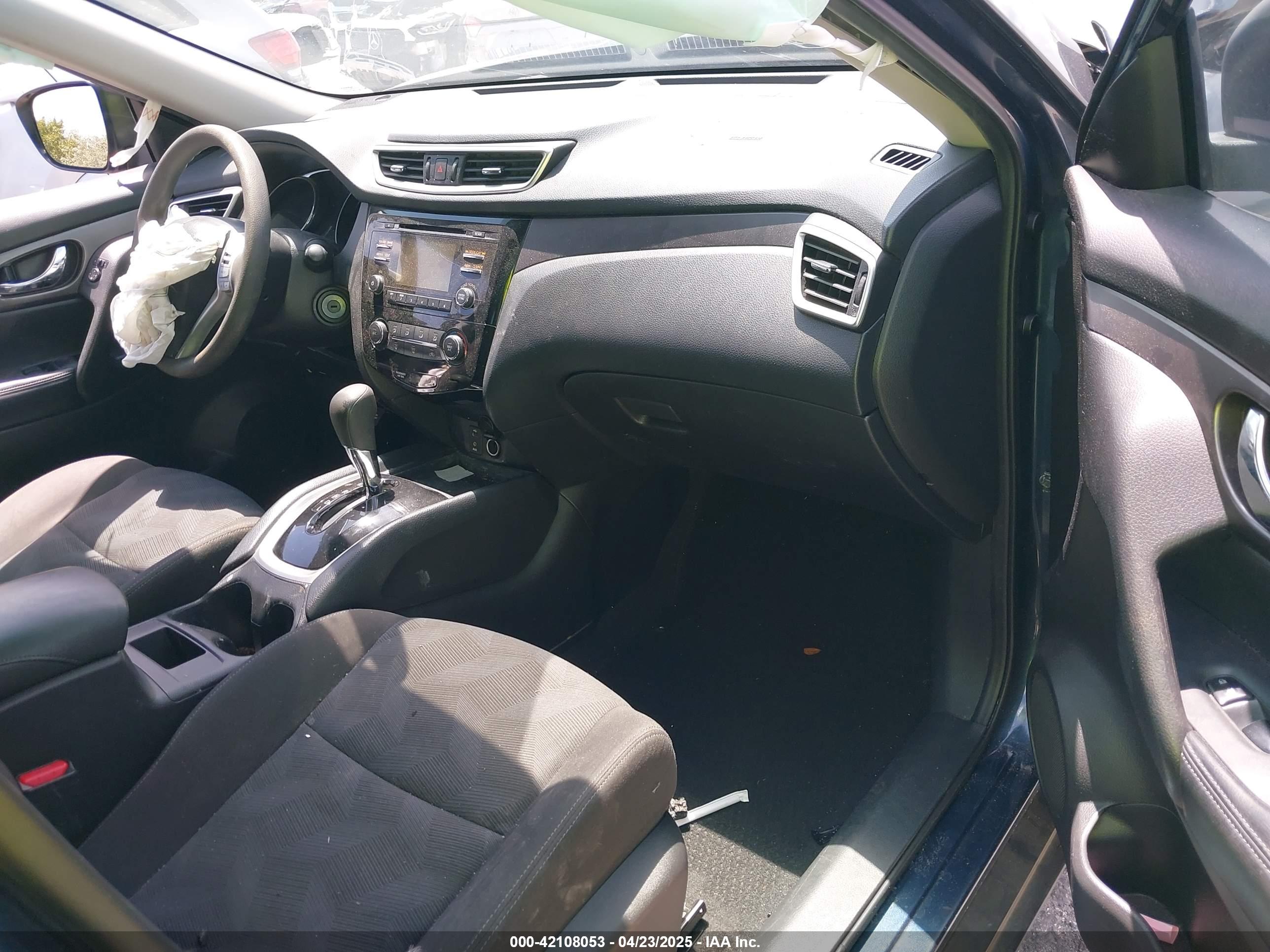 NISSAN ROGUE image 5