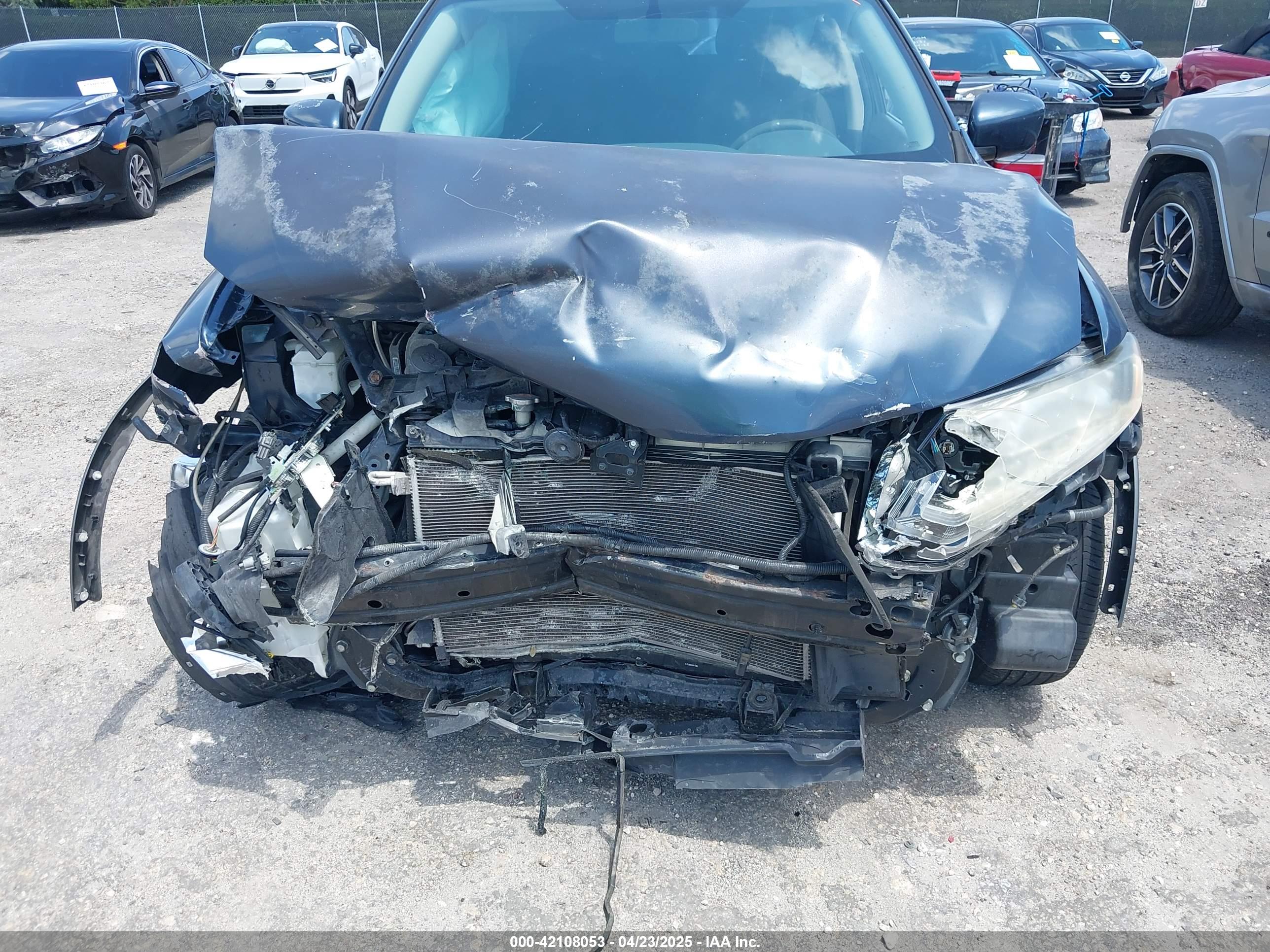 NISSAN ROGUE image 6