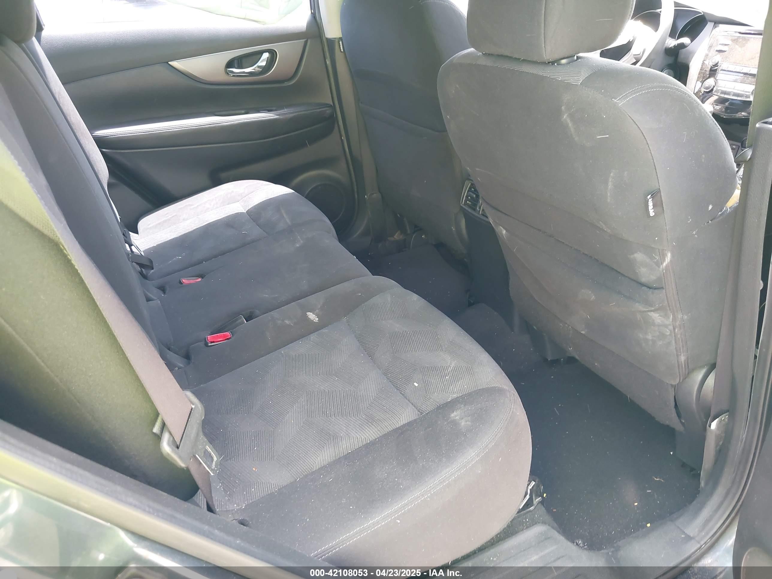 NISSAN ROGUE image 8