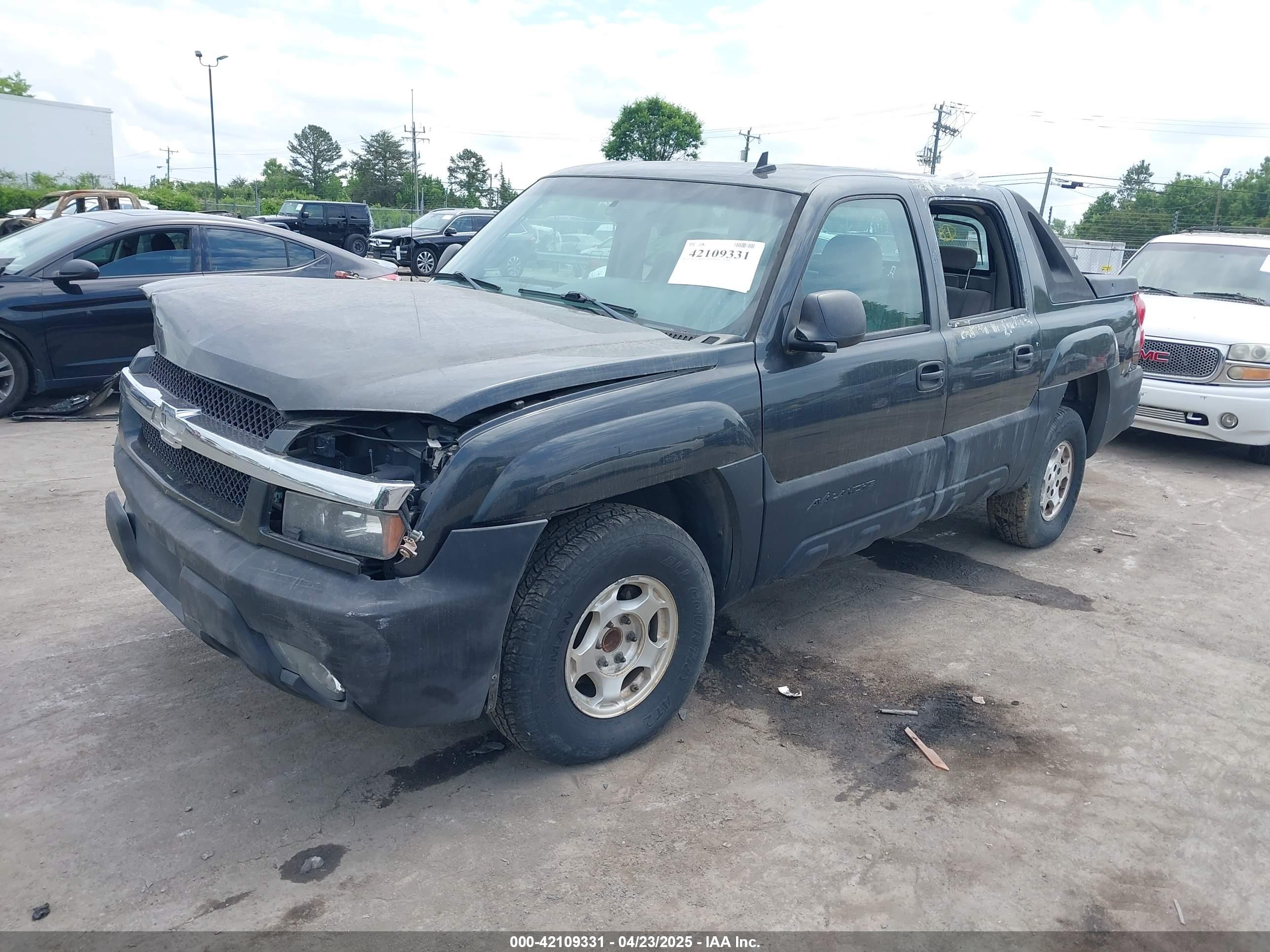 CHEVROLET AVALANCHE image 2