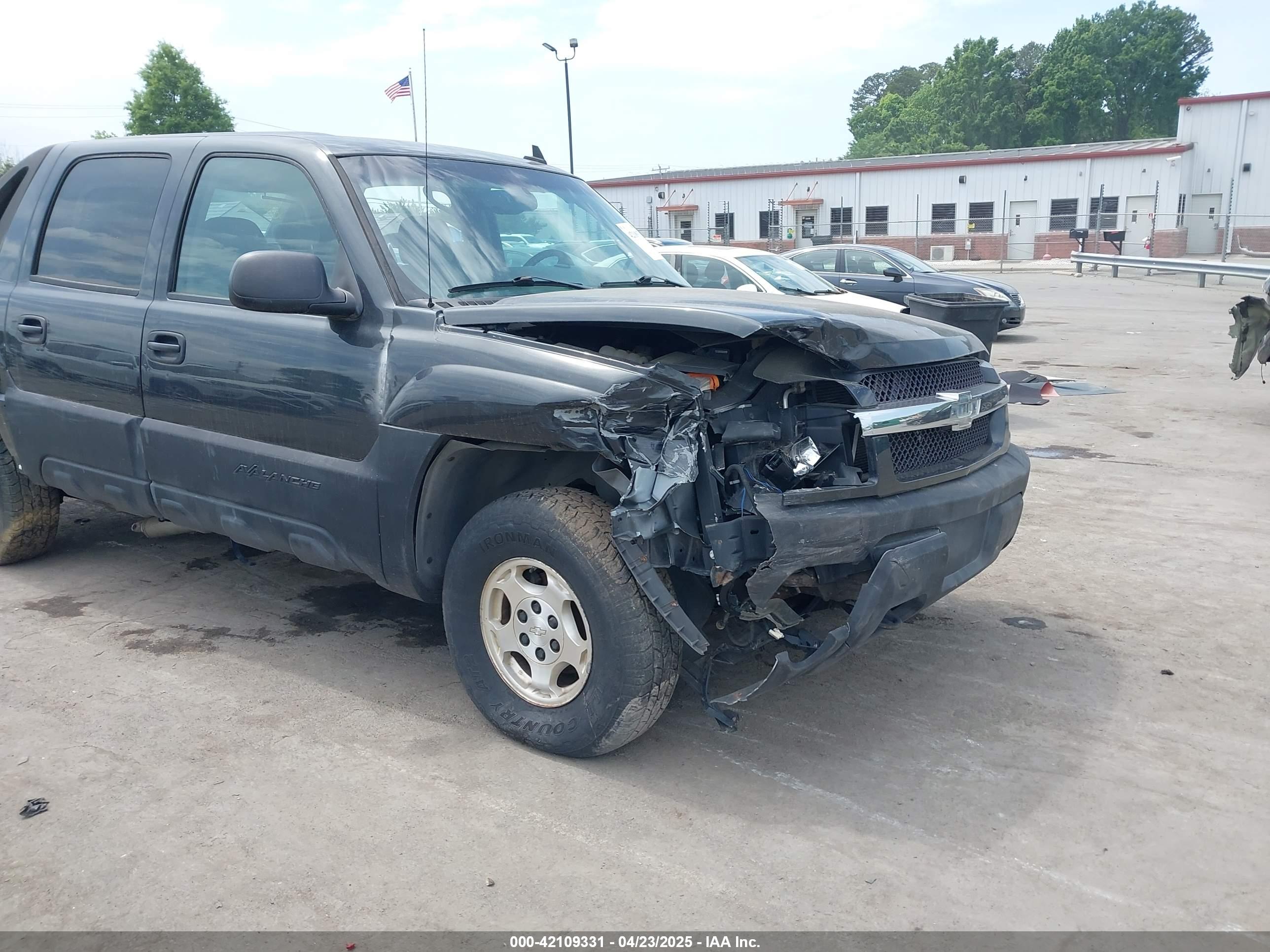 CHEVROLET AVALANCHE image 6