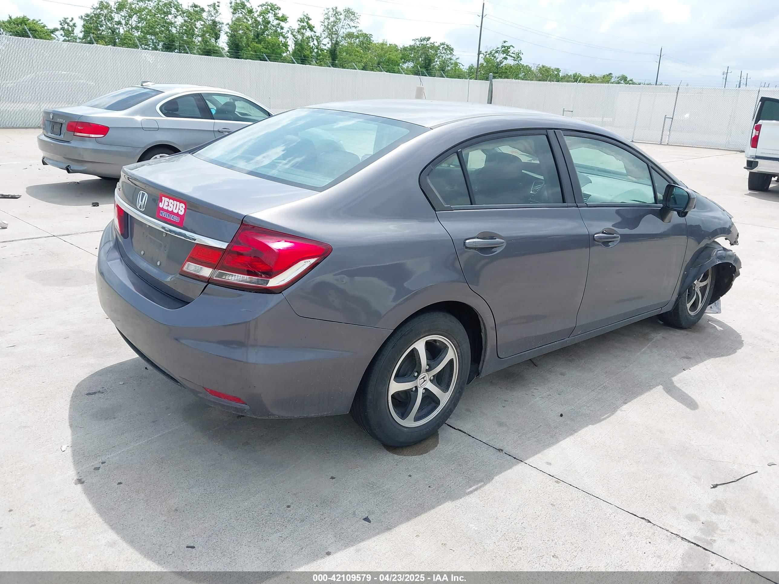 HONDA CIVIC image 4
