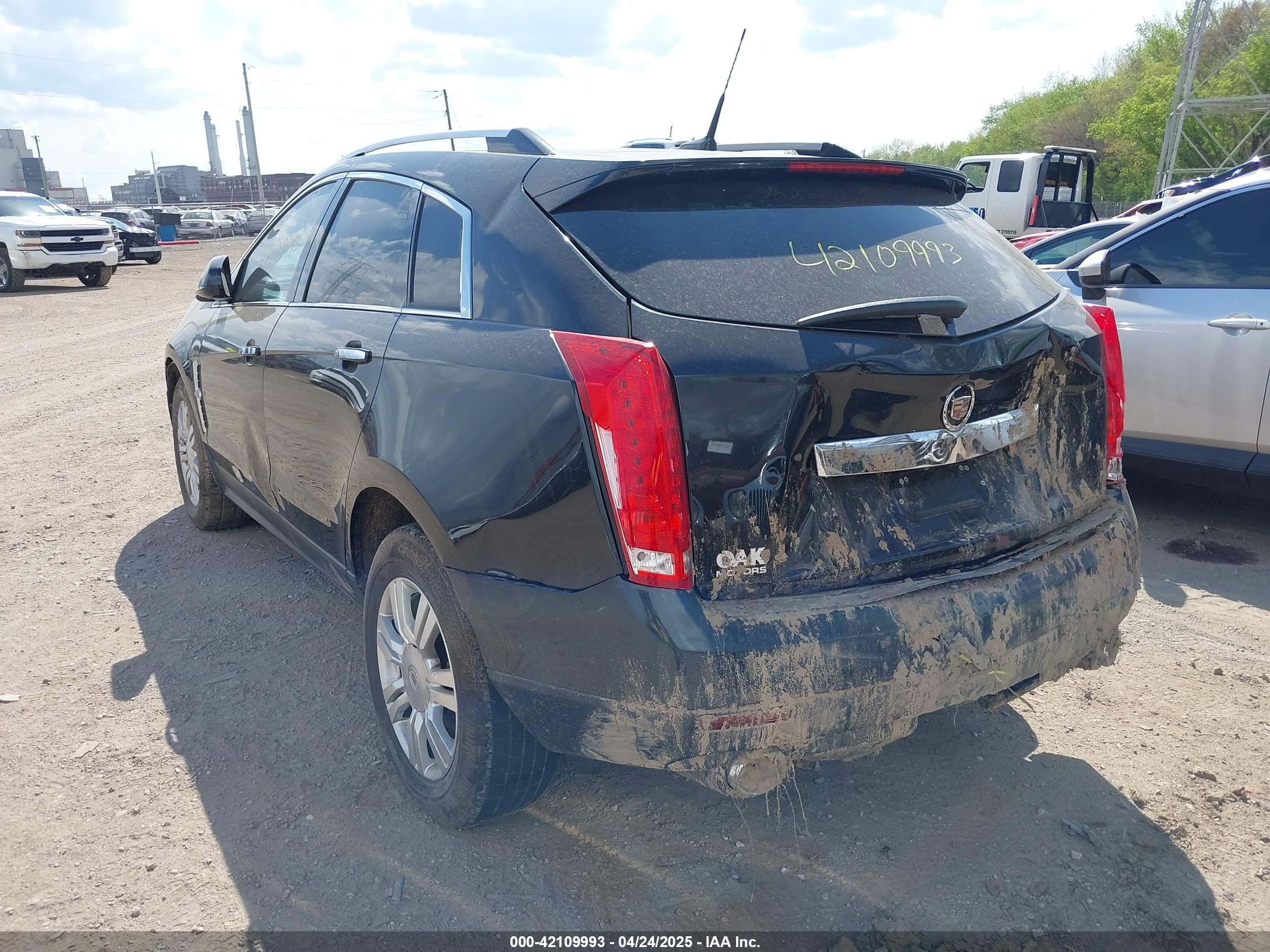 CADILLAC SRX image 3
