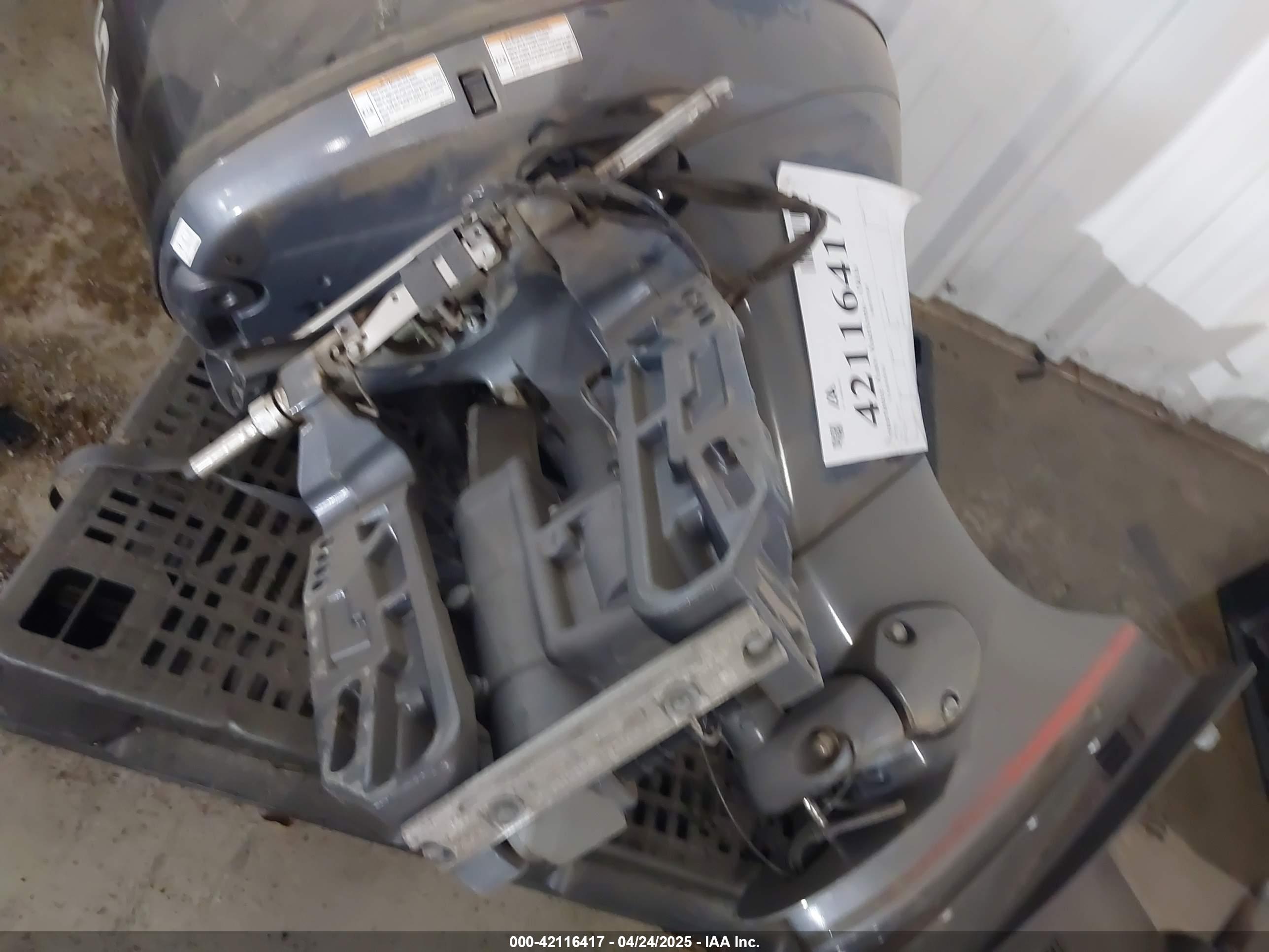 YAMAHA MOTOR image 3