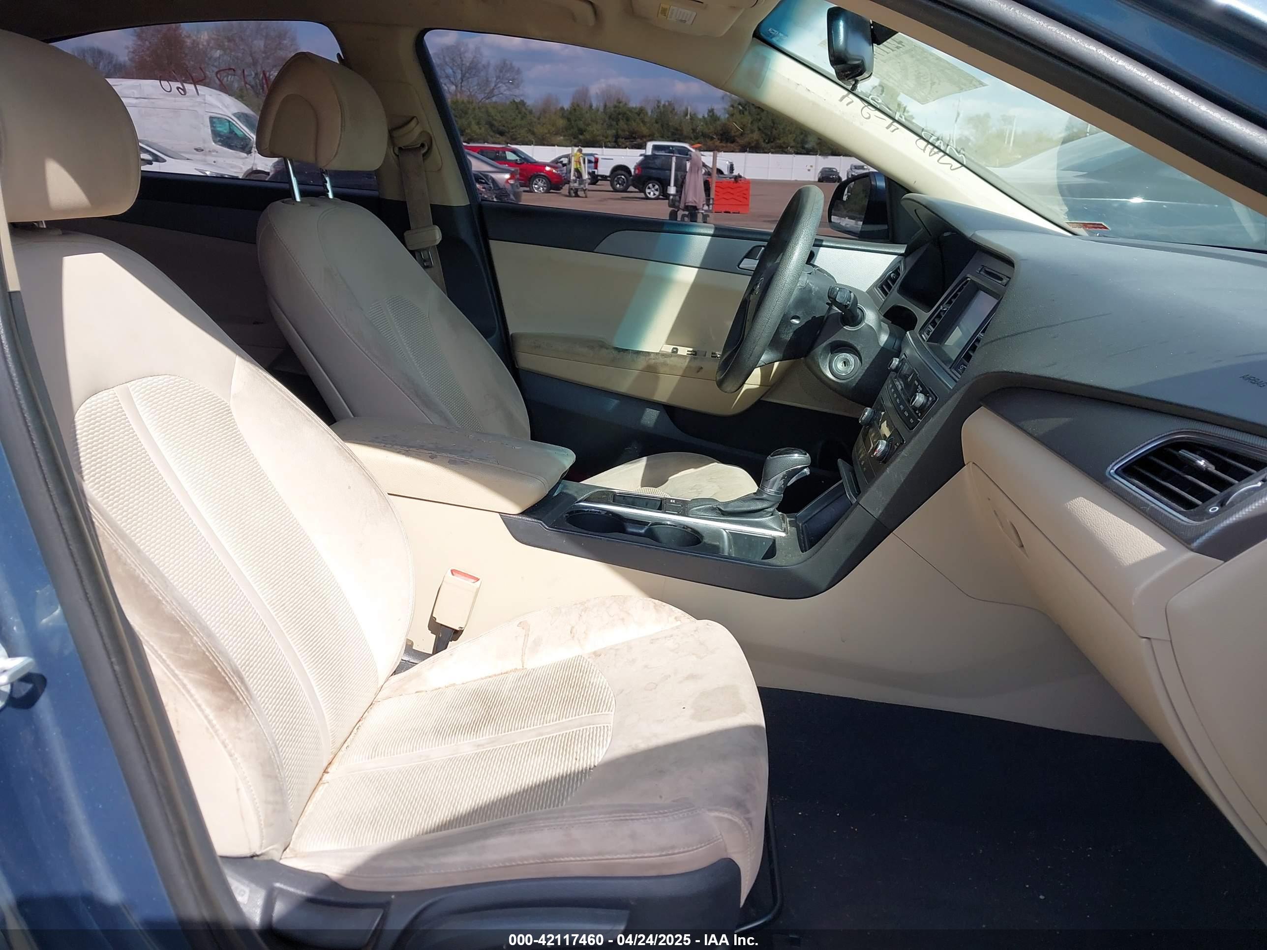 HYUNDAI SONATA image 5