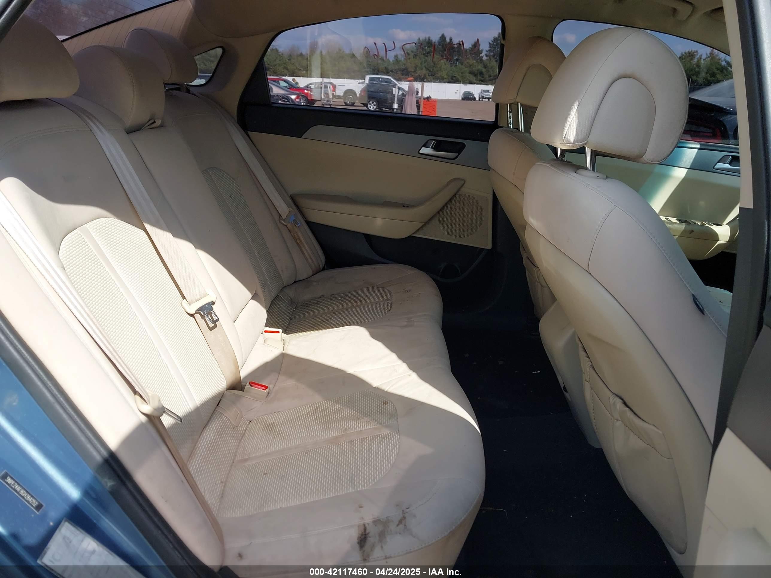 HYUNDAI SONATA image 8