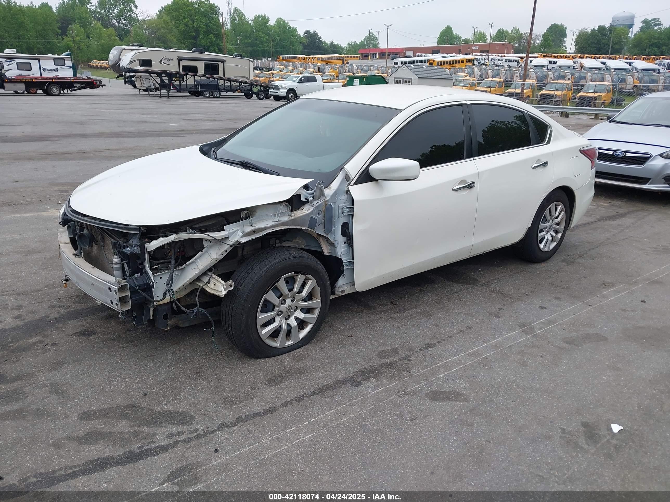 NISSAN ALTIMA image 2