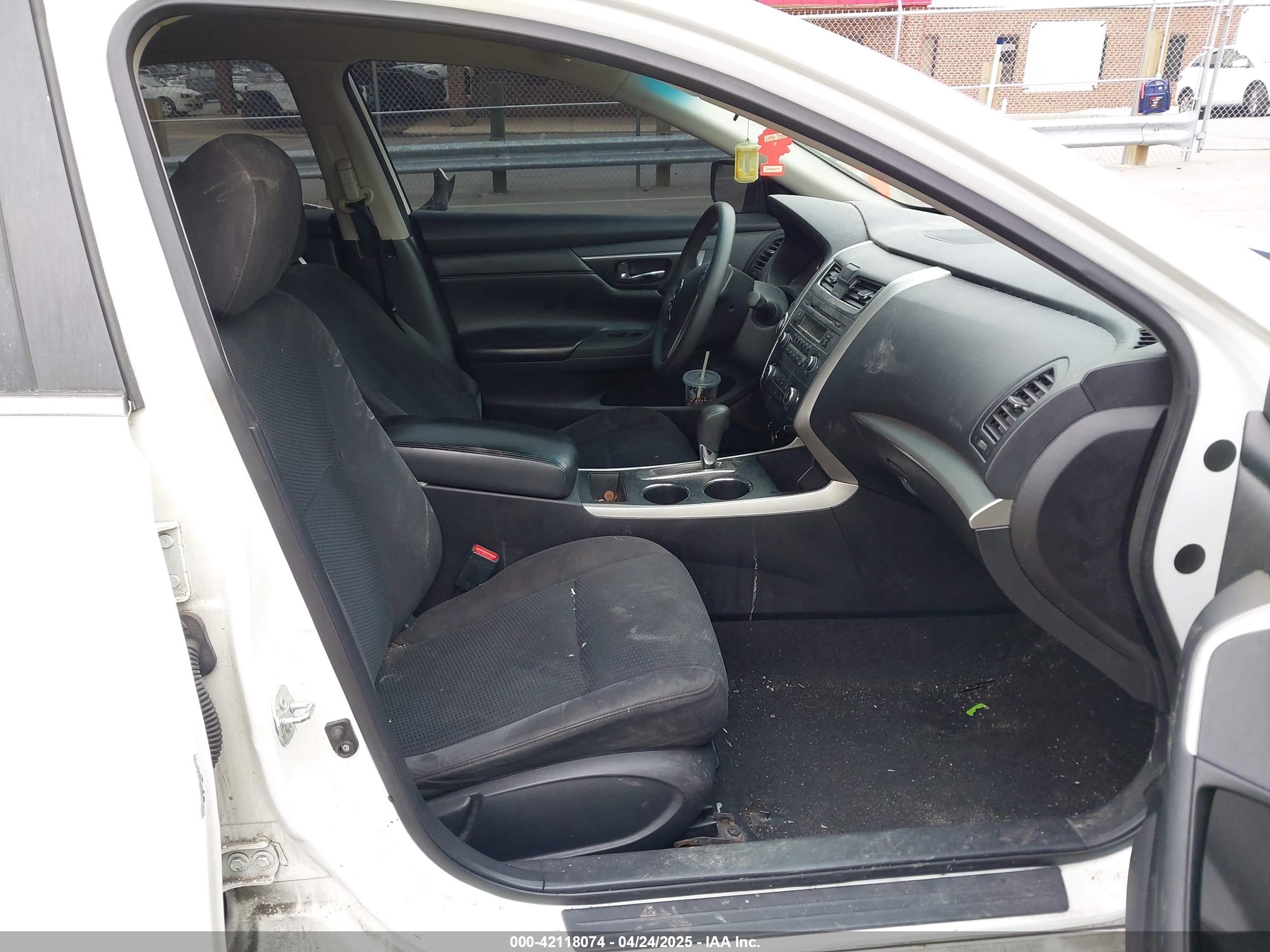 NISSAN ALTIMA image 5