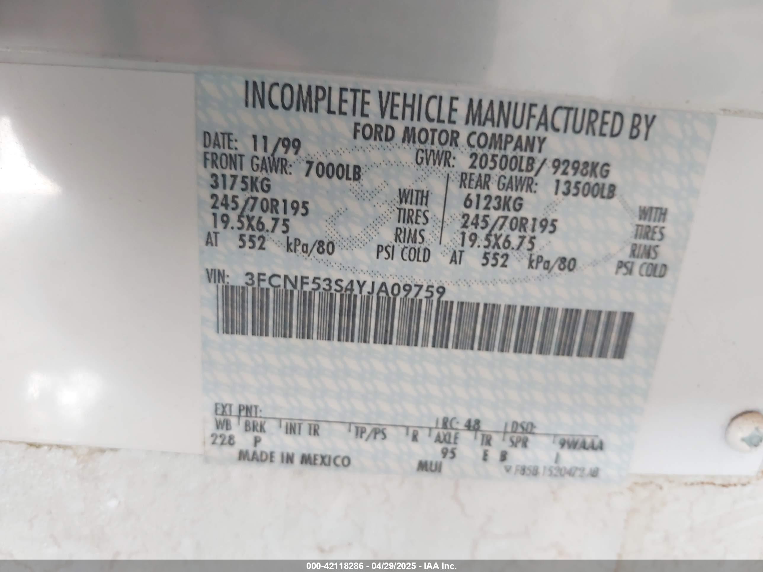 FORD F550 image 9