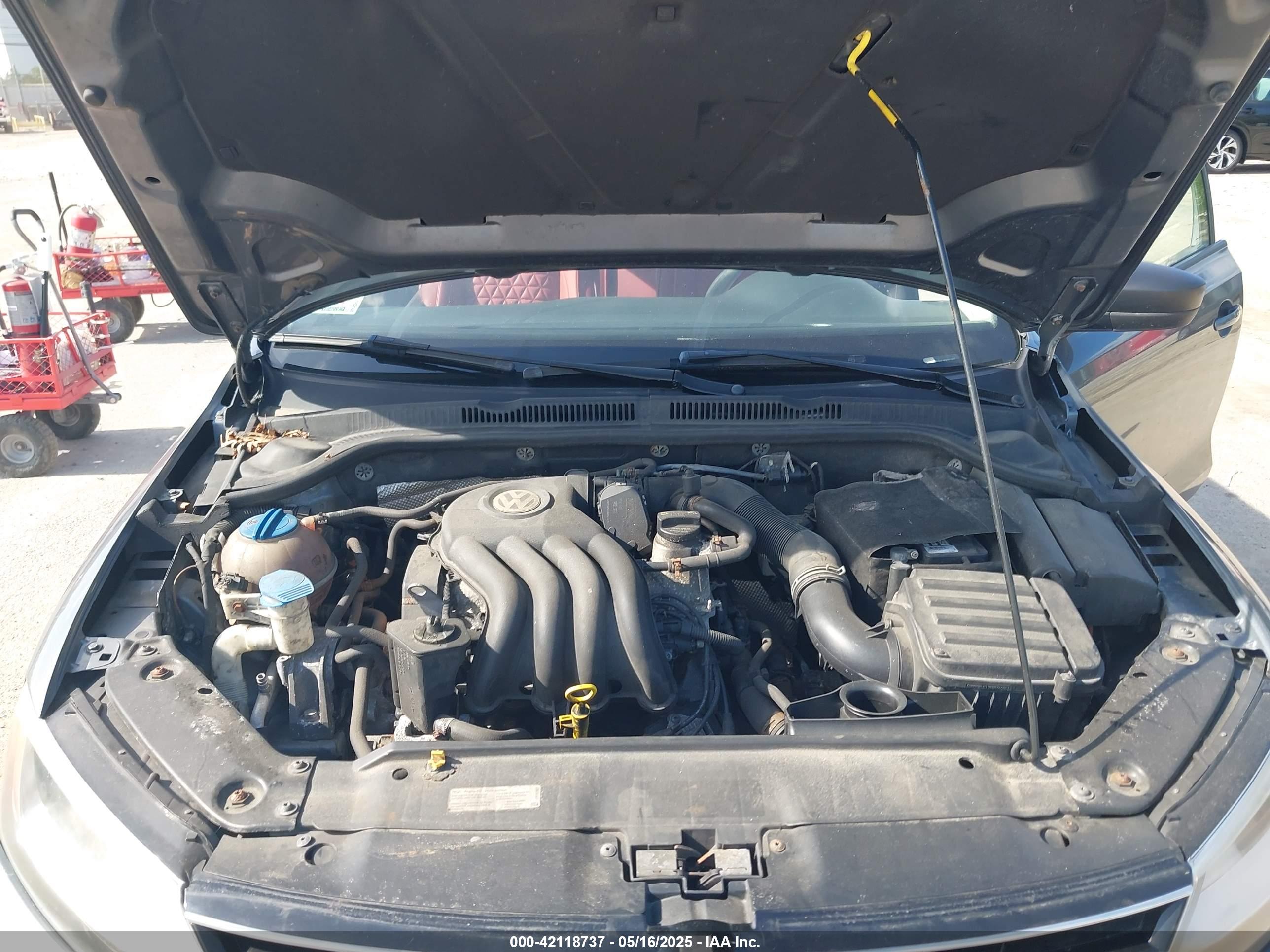 VOLKSWAGEN JETTA image 10