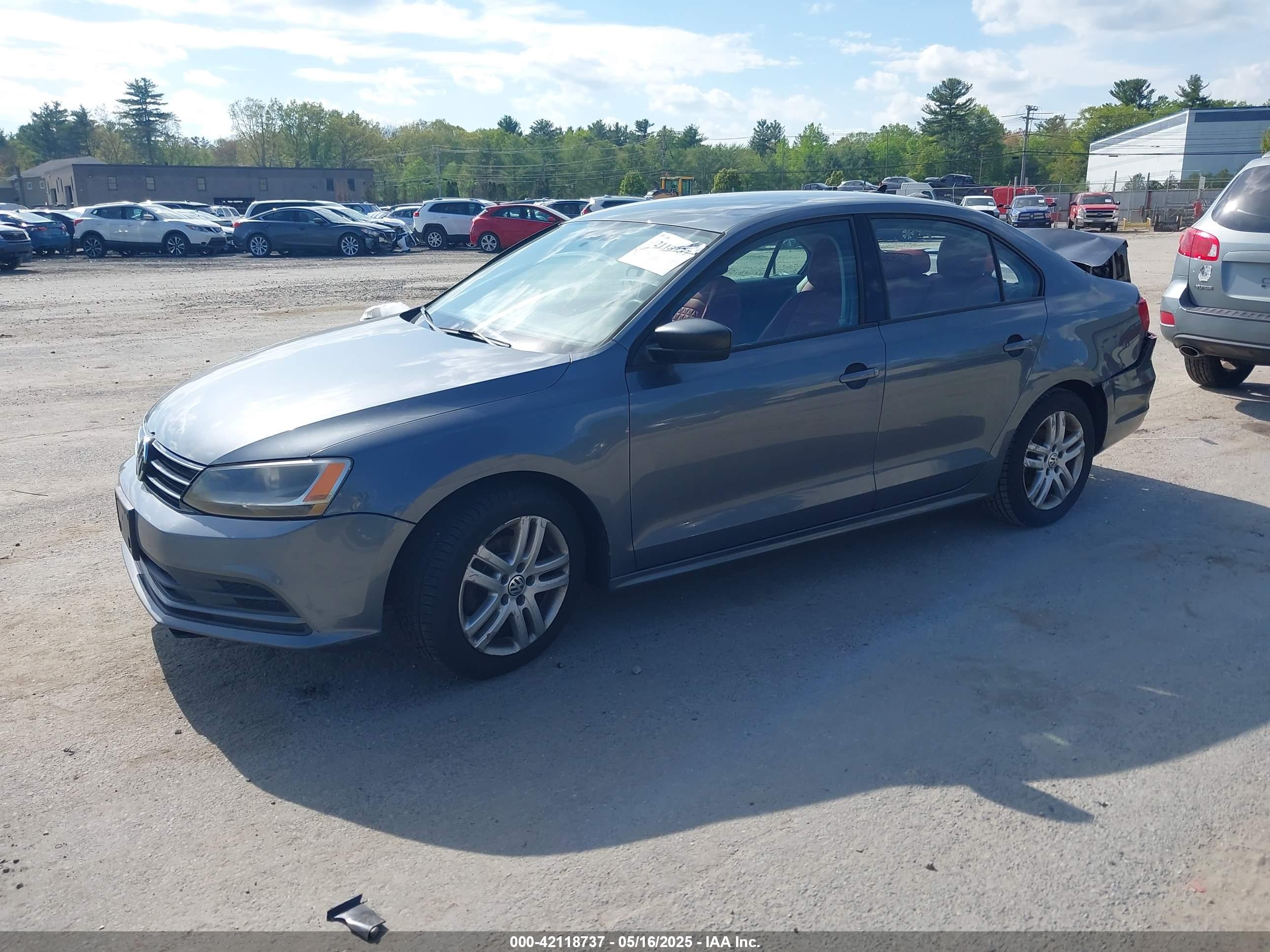VOLKSWAGEN JETTA image 2