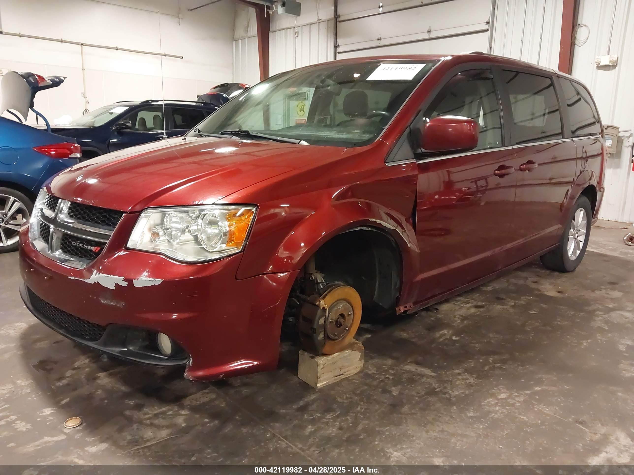 DODGE GRAND image 2