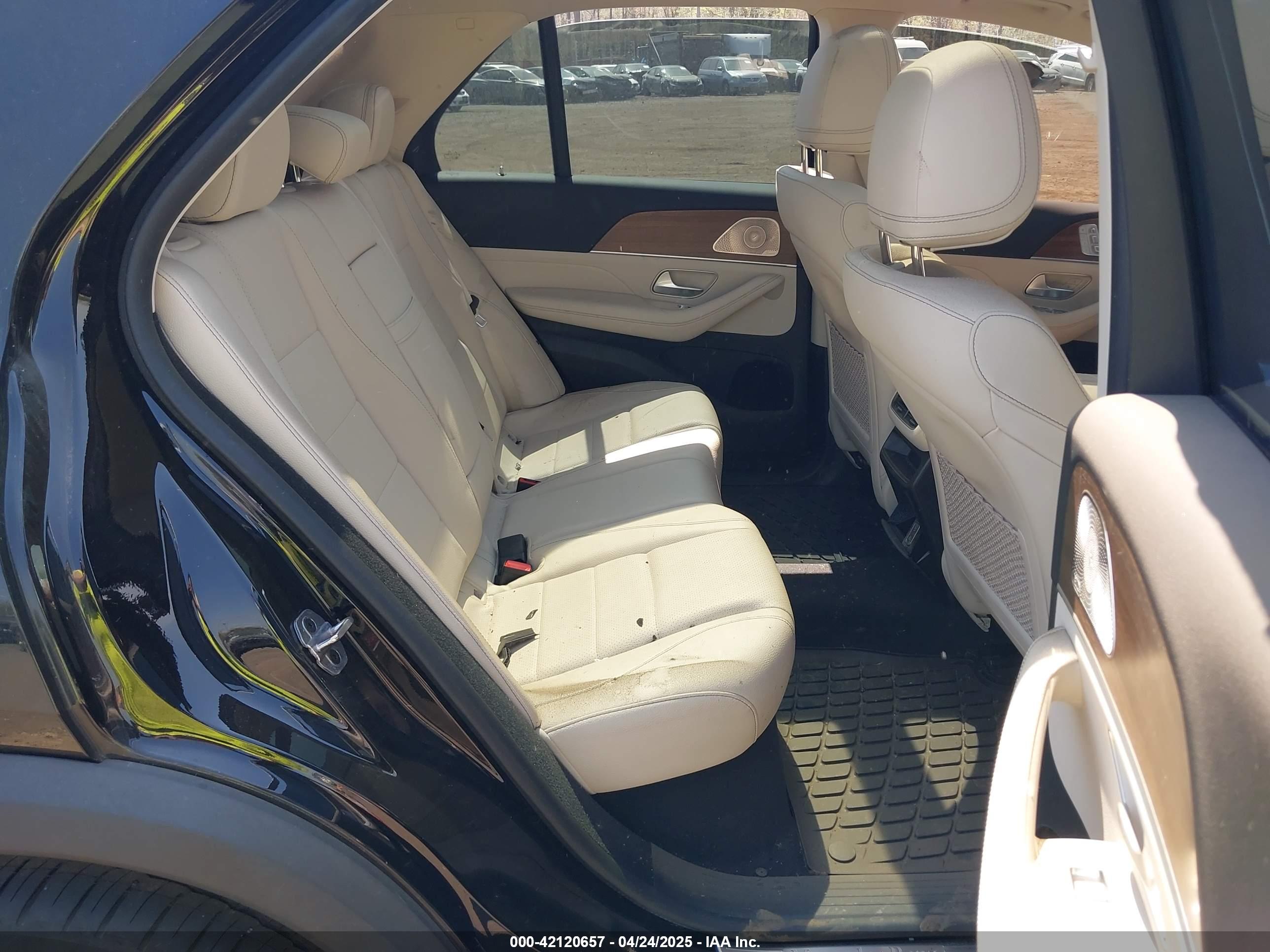 MERCEDES-BENZ GLE image 8