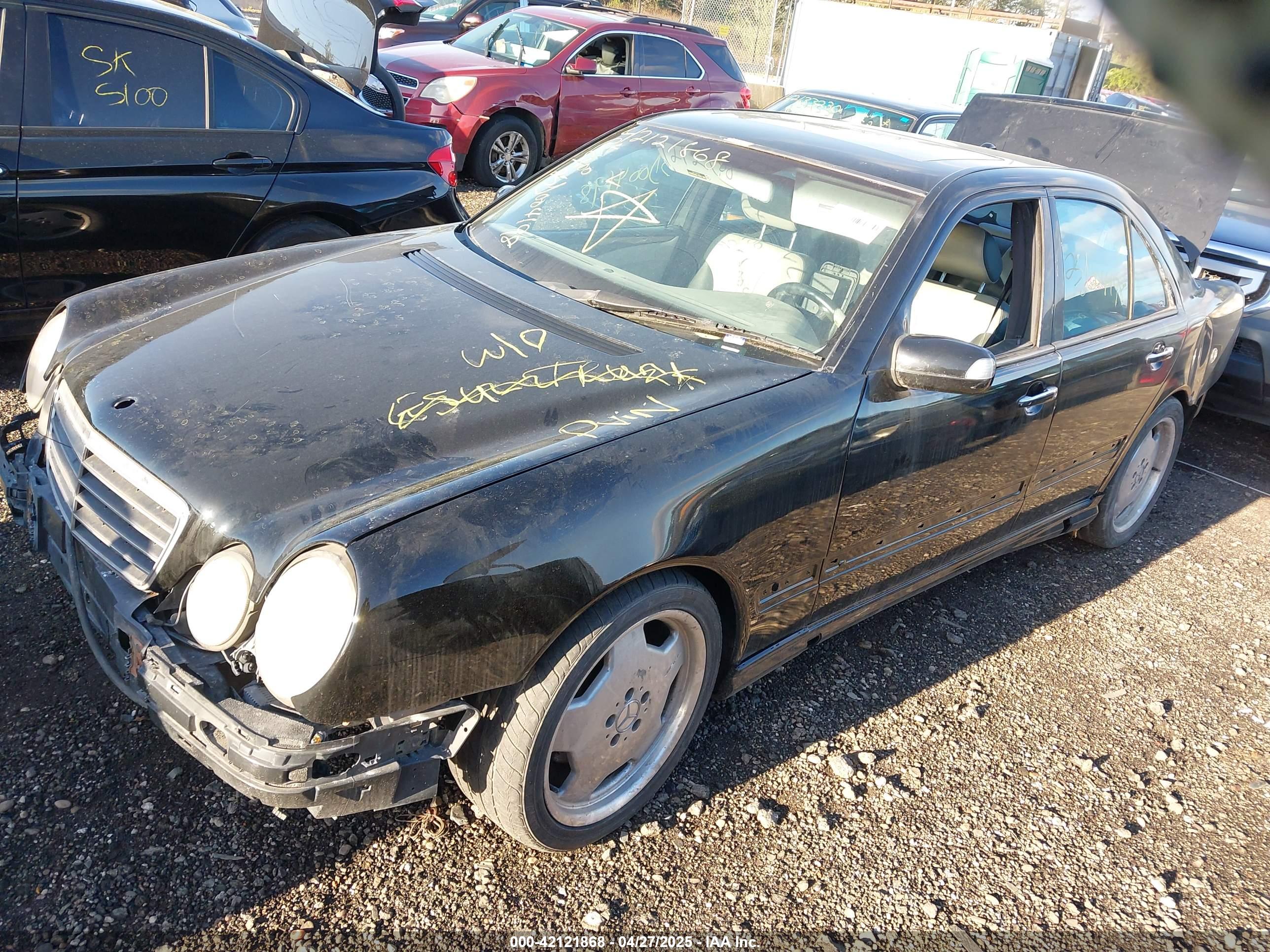 MERCEDES-BENZ E image 2
