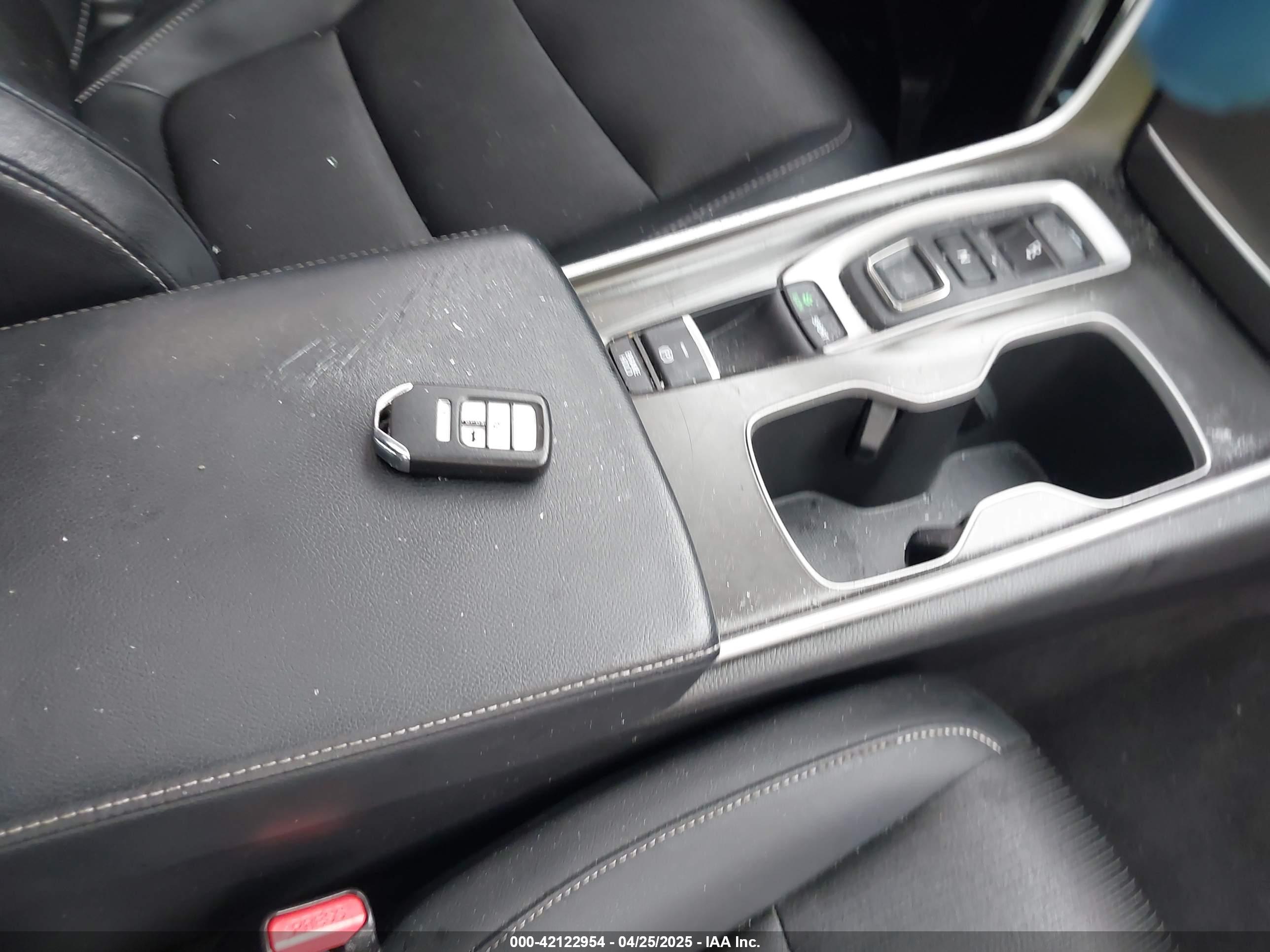 HONDA ACCORD image 11