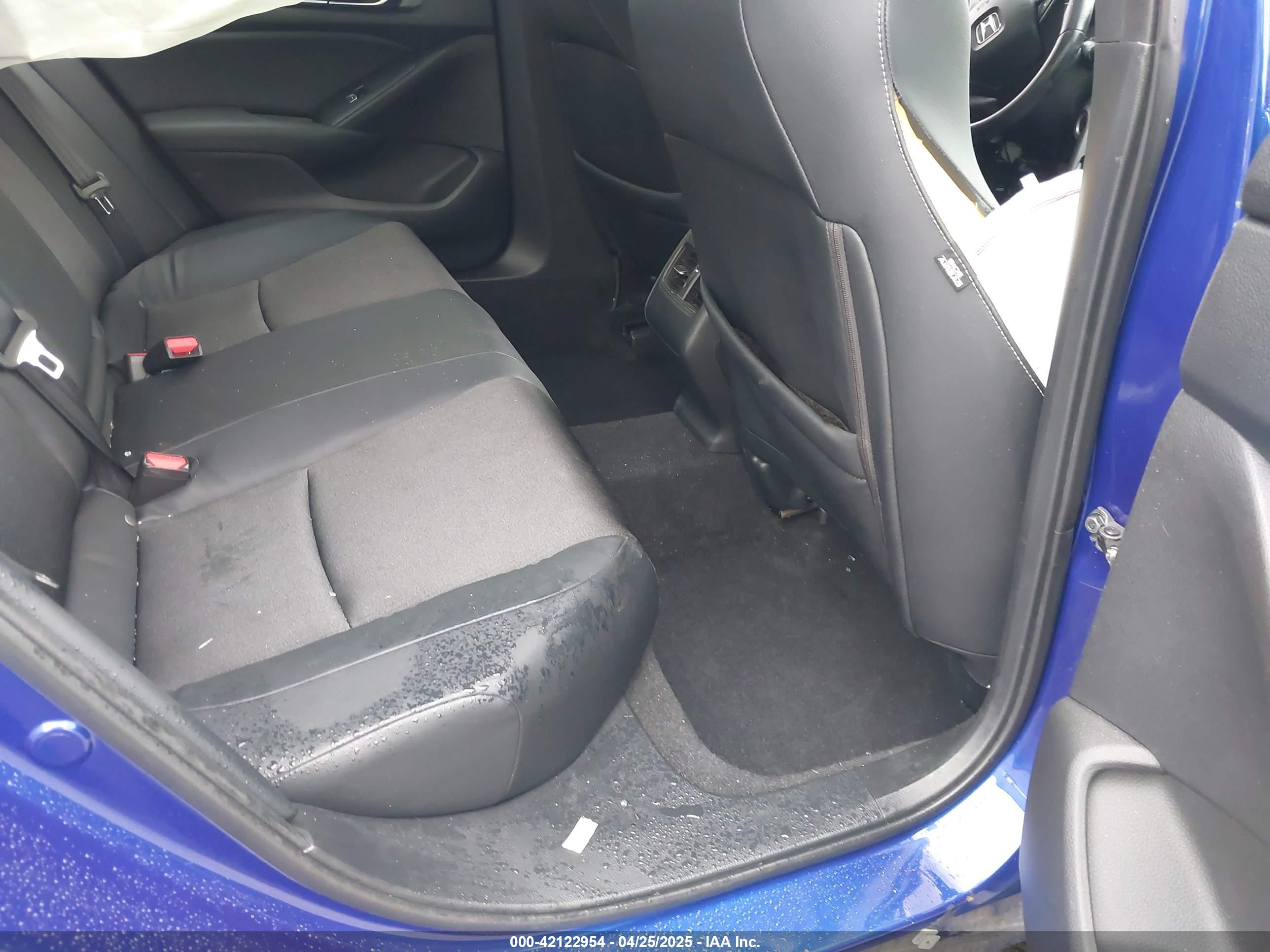 HONDA ACCORD image 8