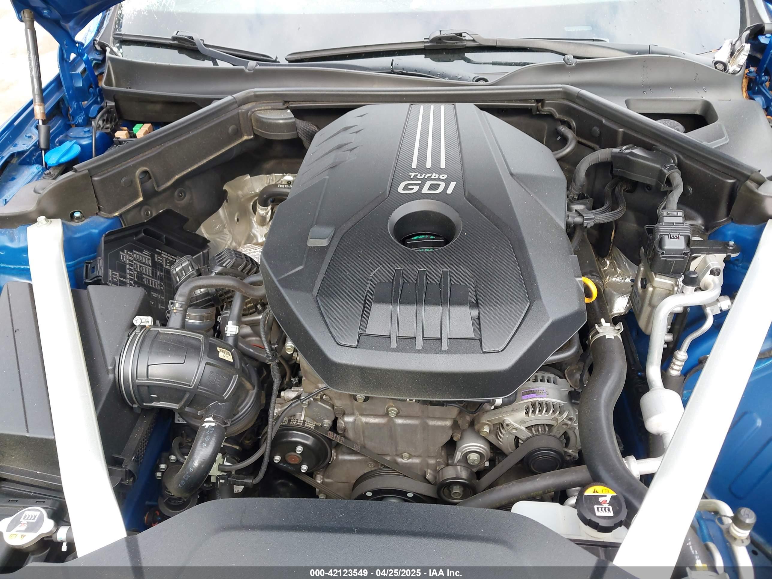 KIA STINGER image 10
