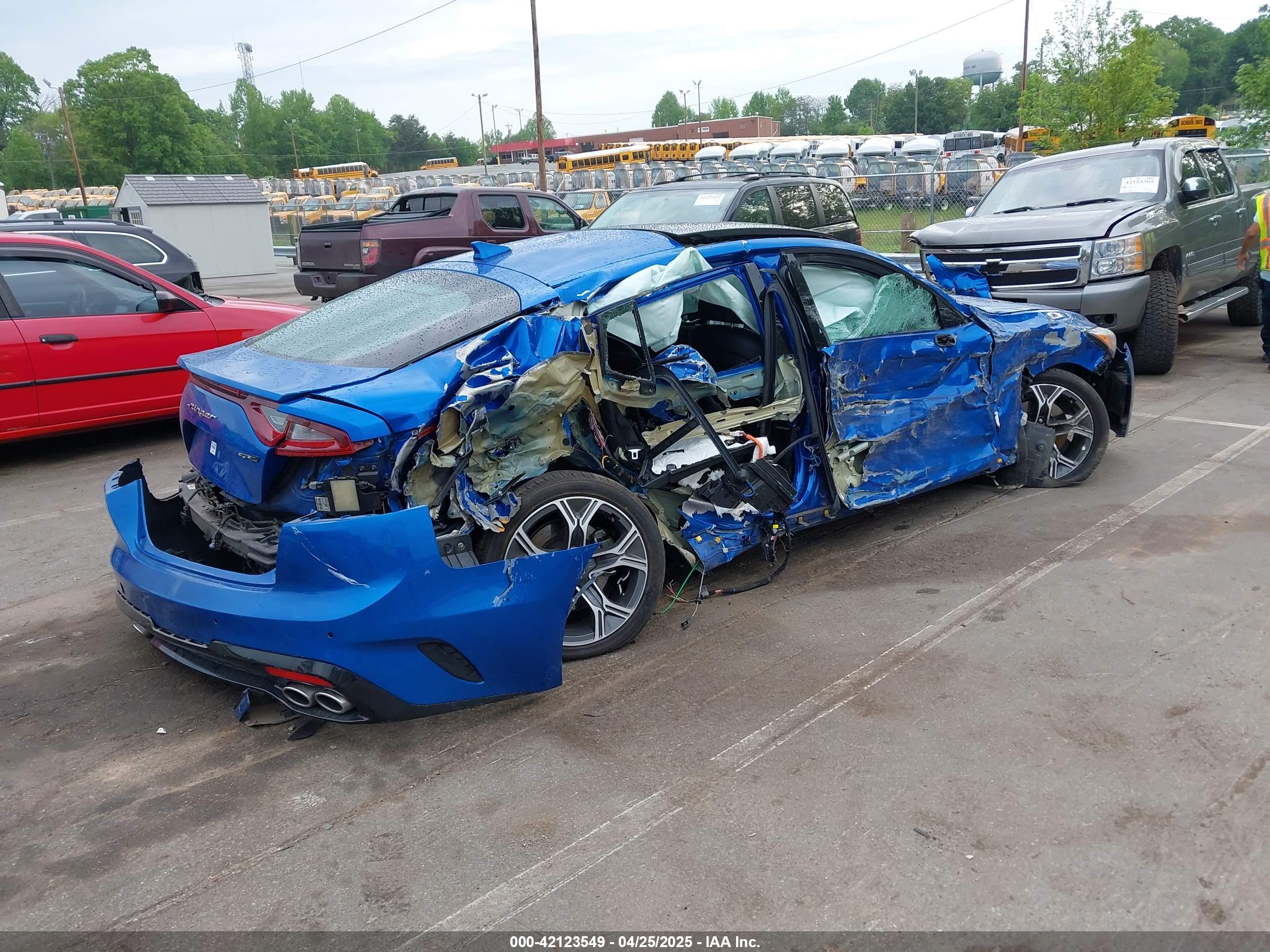 KIA STINGER image 4