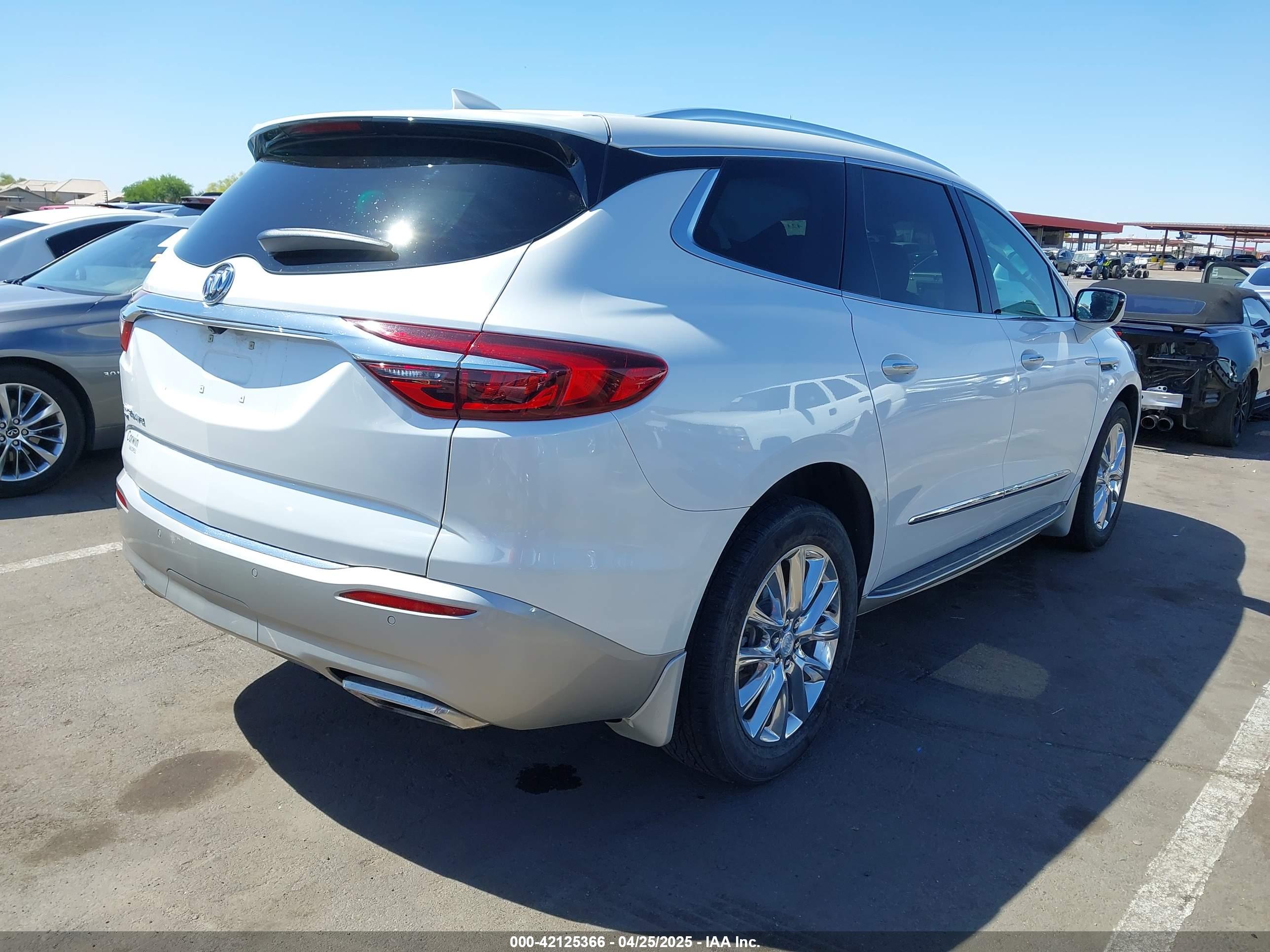 BUICK ENCLAVE image 4