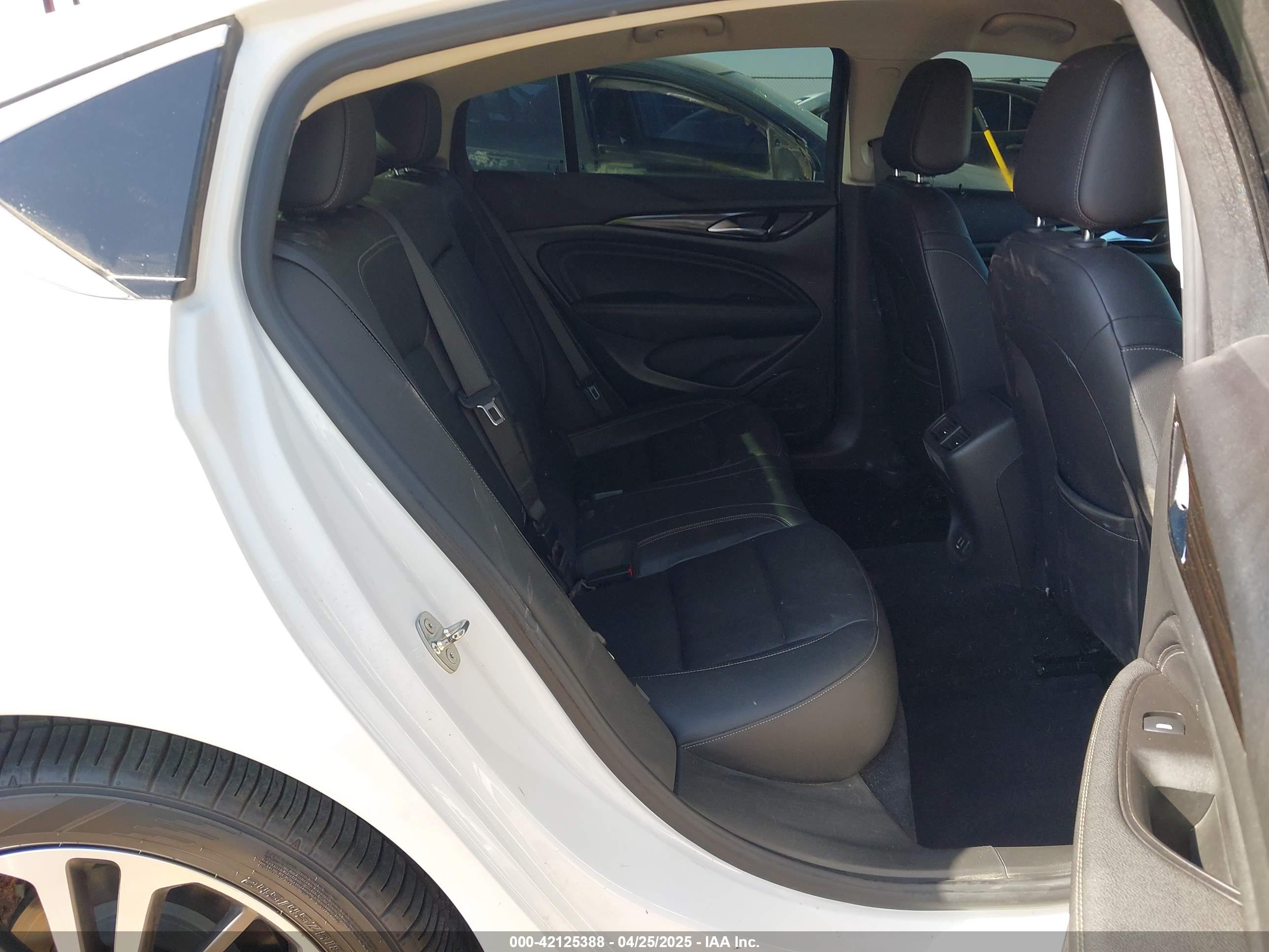 BUICK REGAL image 8