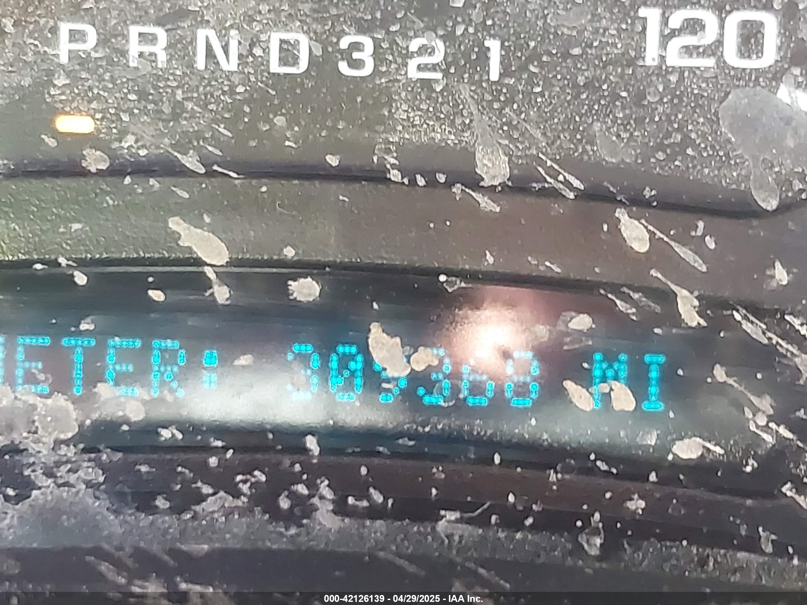 CHEVROLET SILVERADO image 7