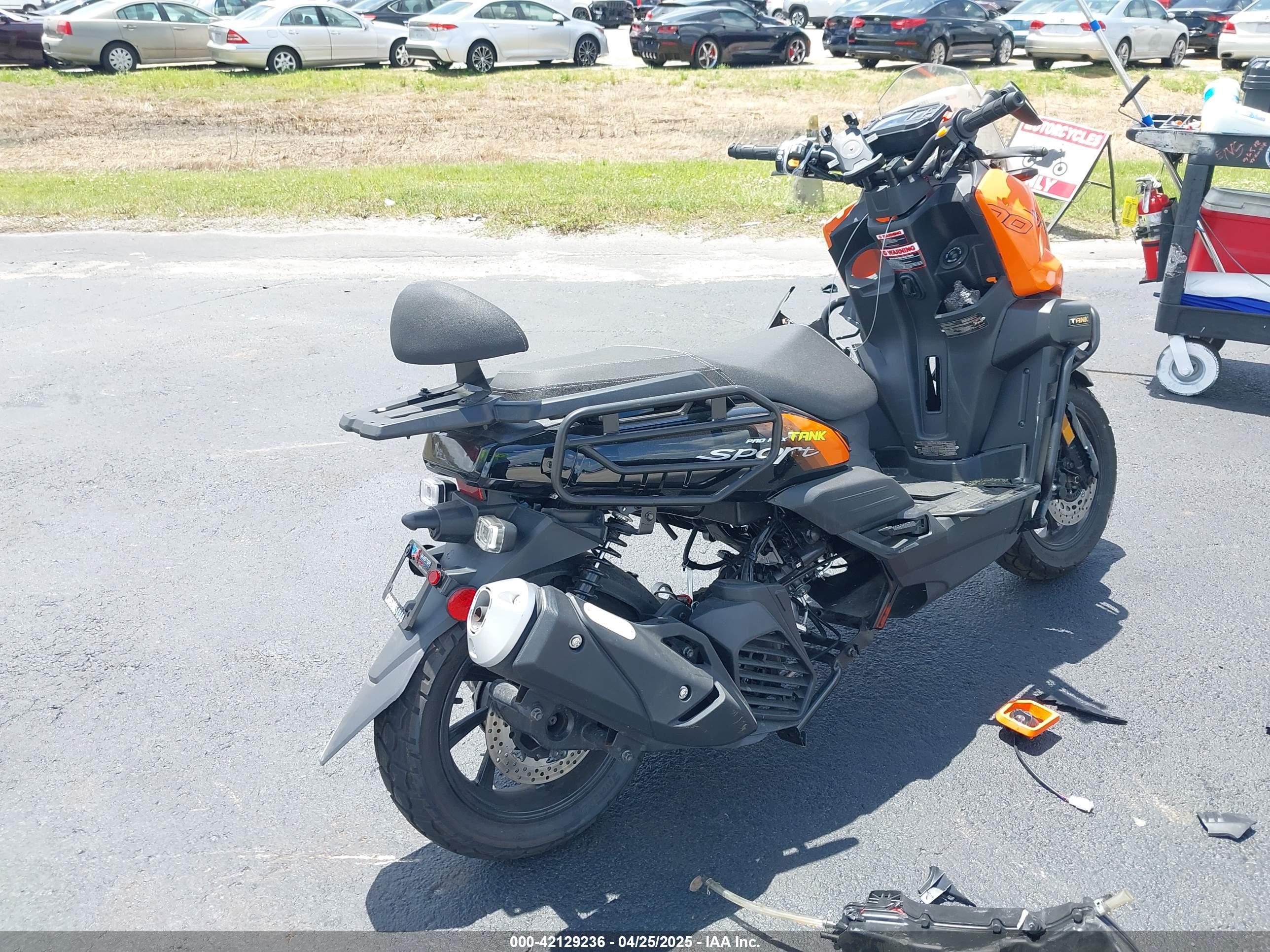 TQVC SCOOTER image 4