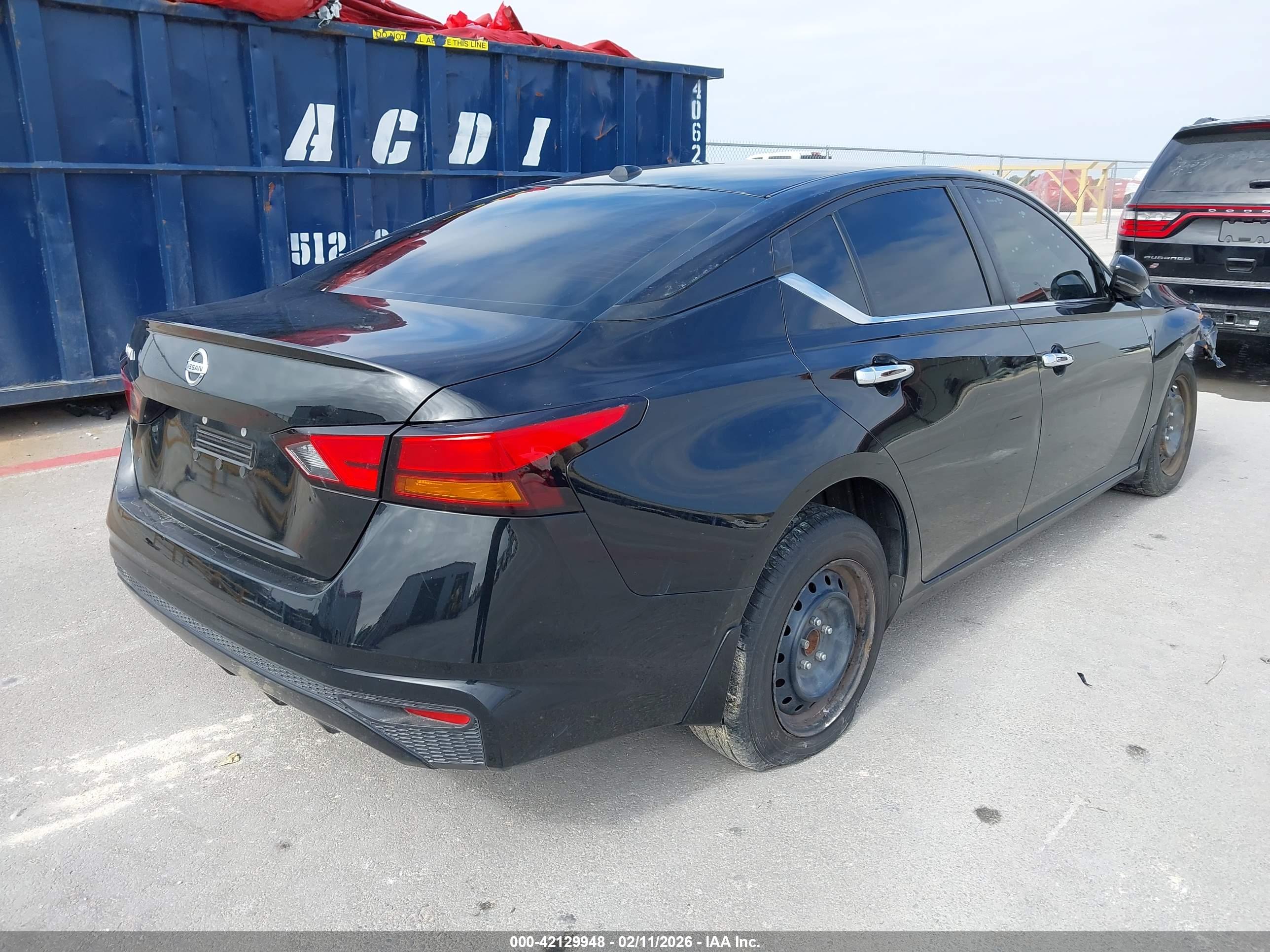 NISSAN ALTIMA image 4