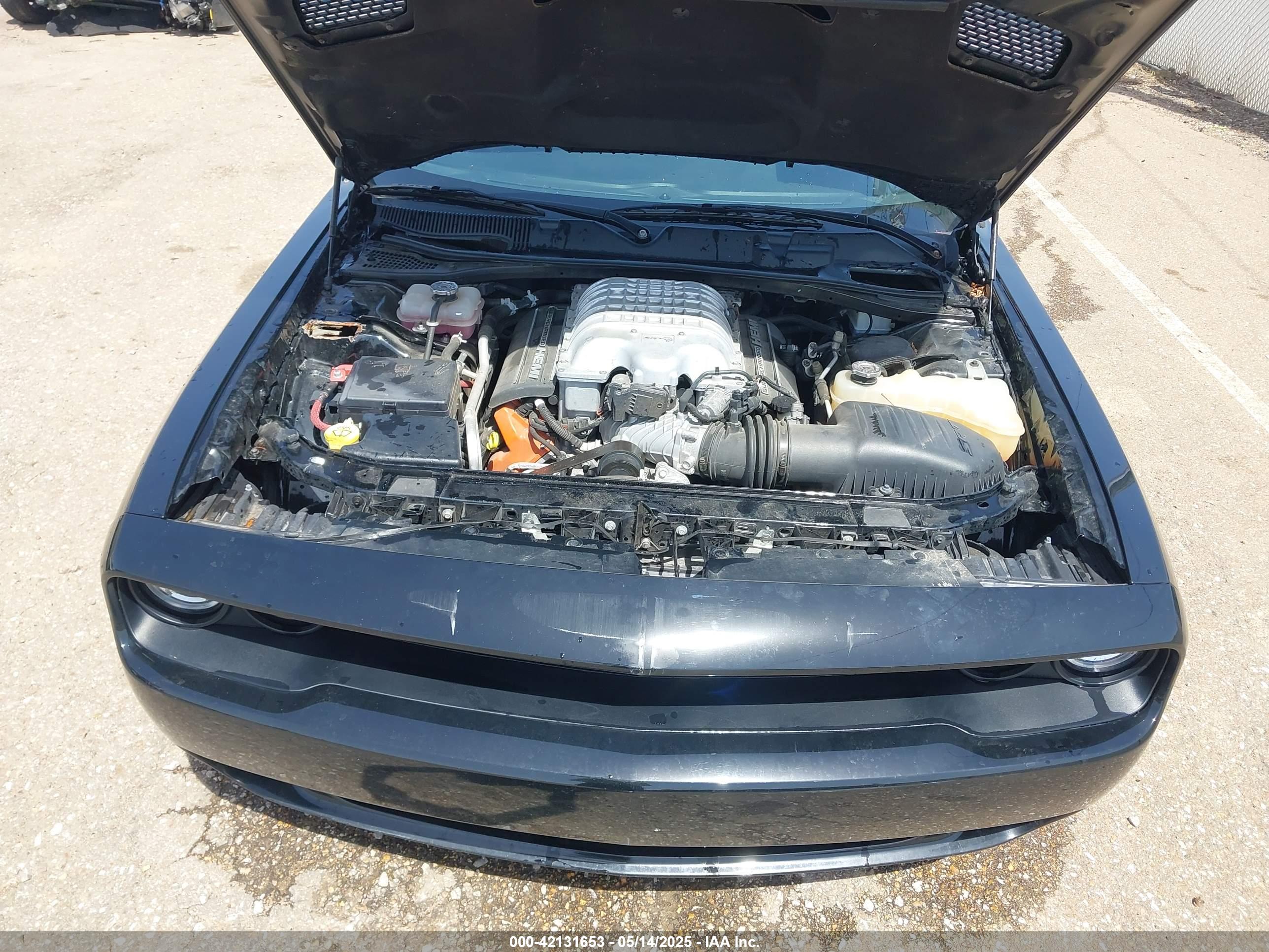 DODGE CHALLENGER image 10