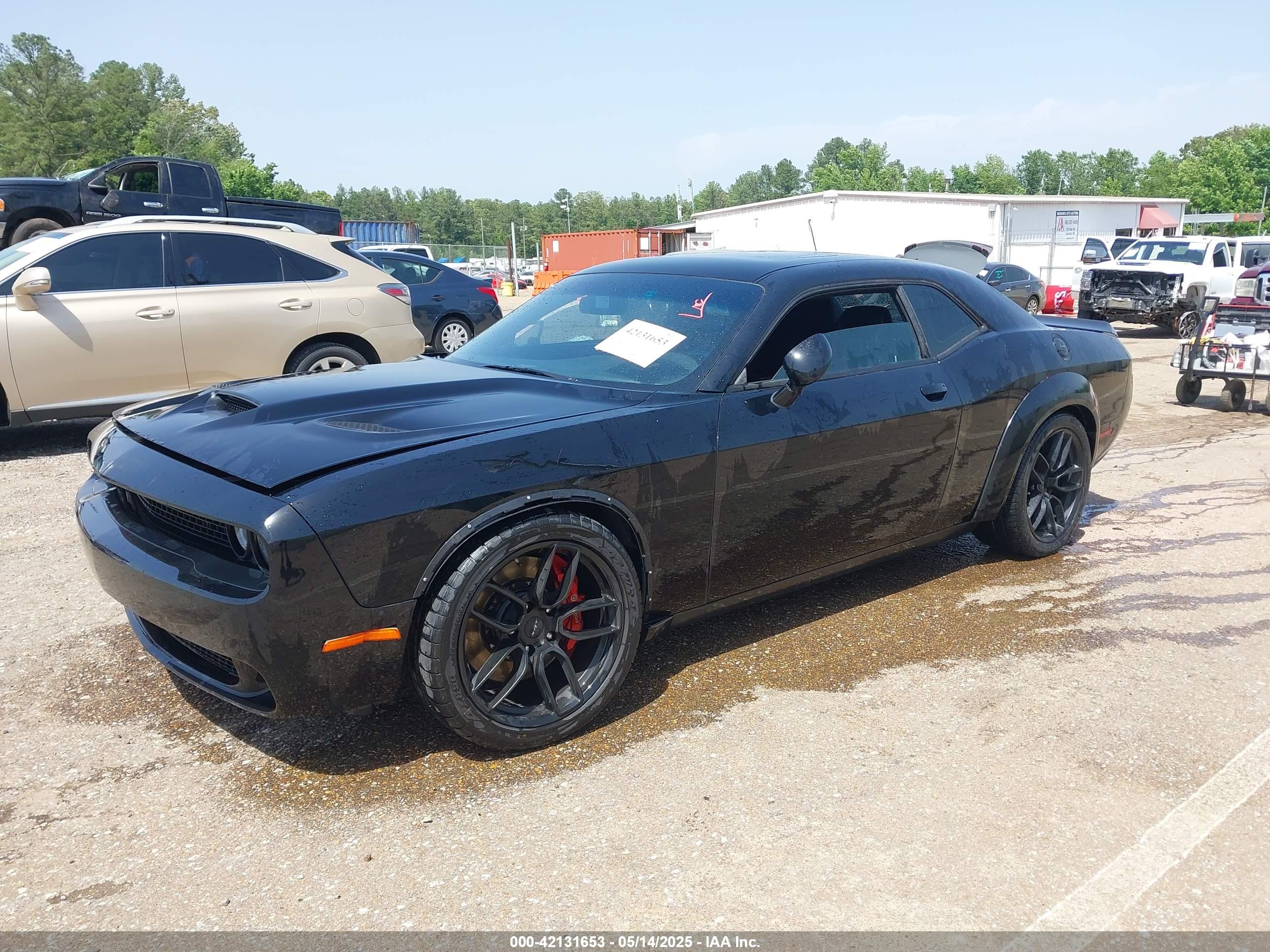DODGE CHALLENGER image 2