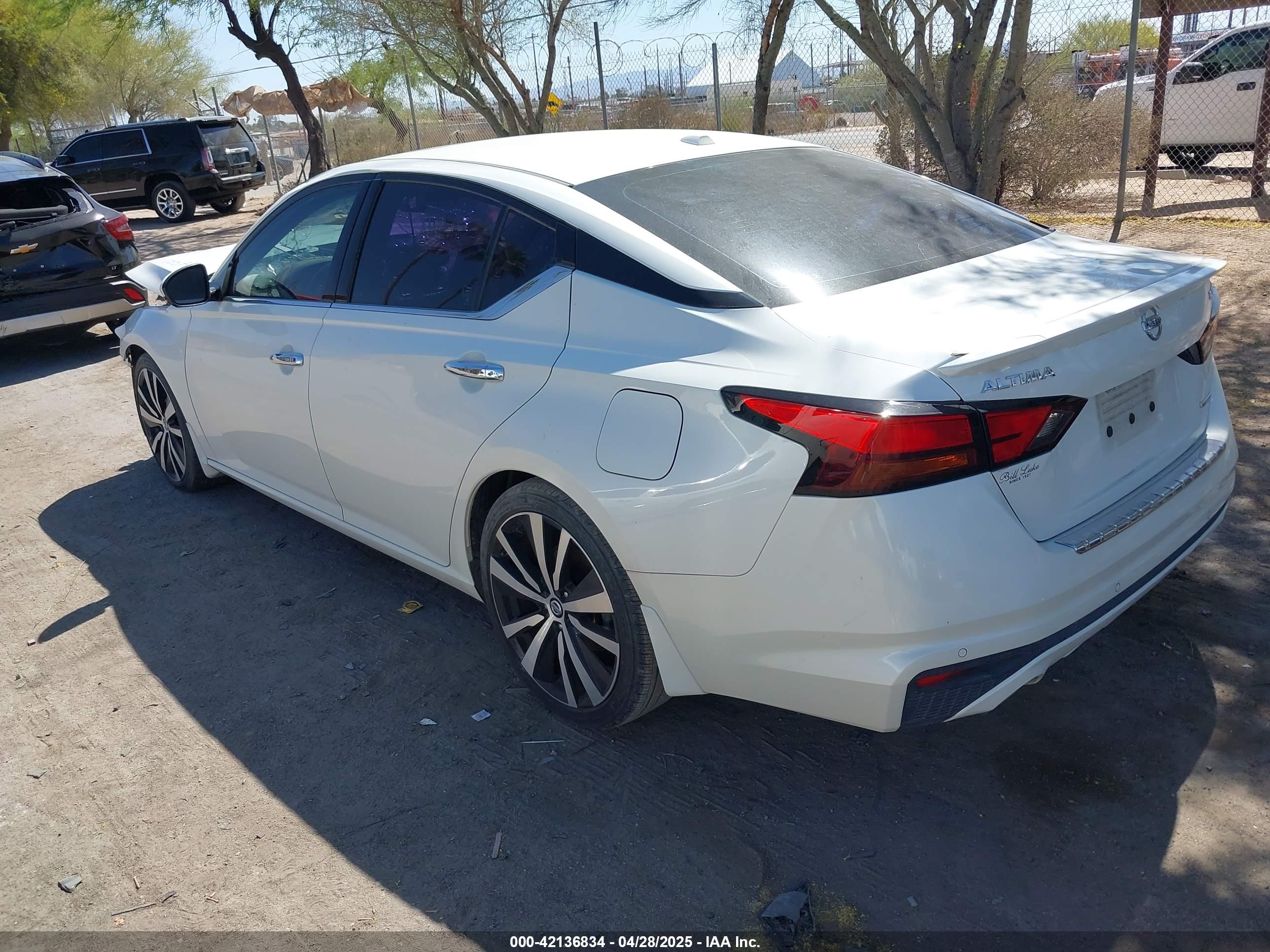 NISSAN ALTIMA image 3