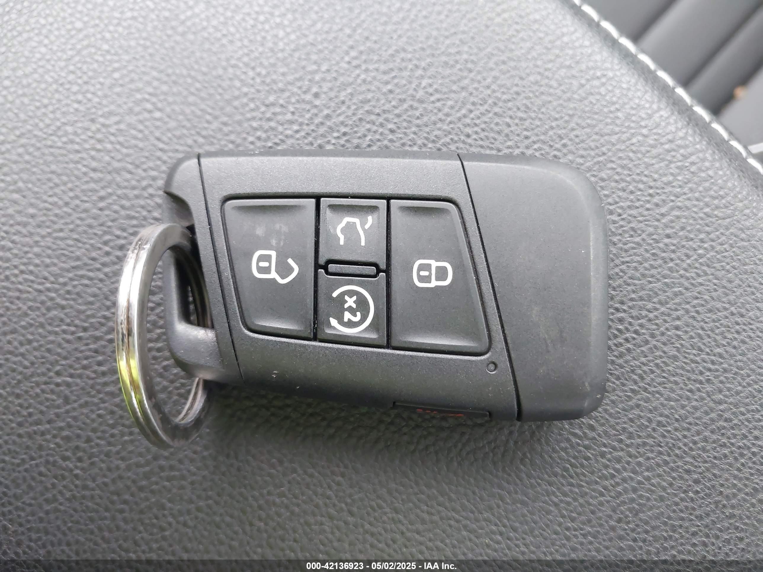 VOLKSWAGEN JETTA image 11