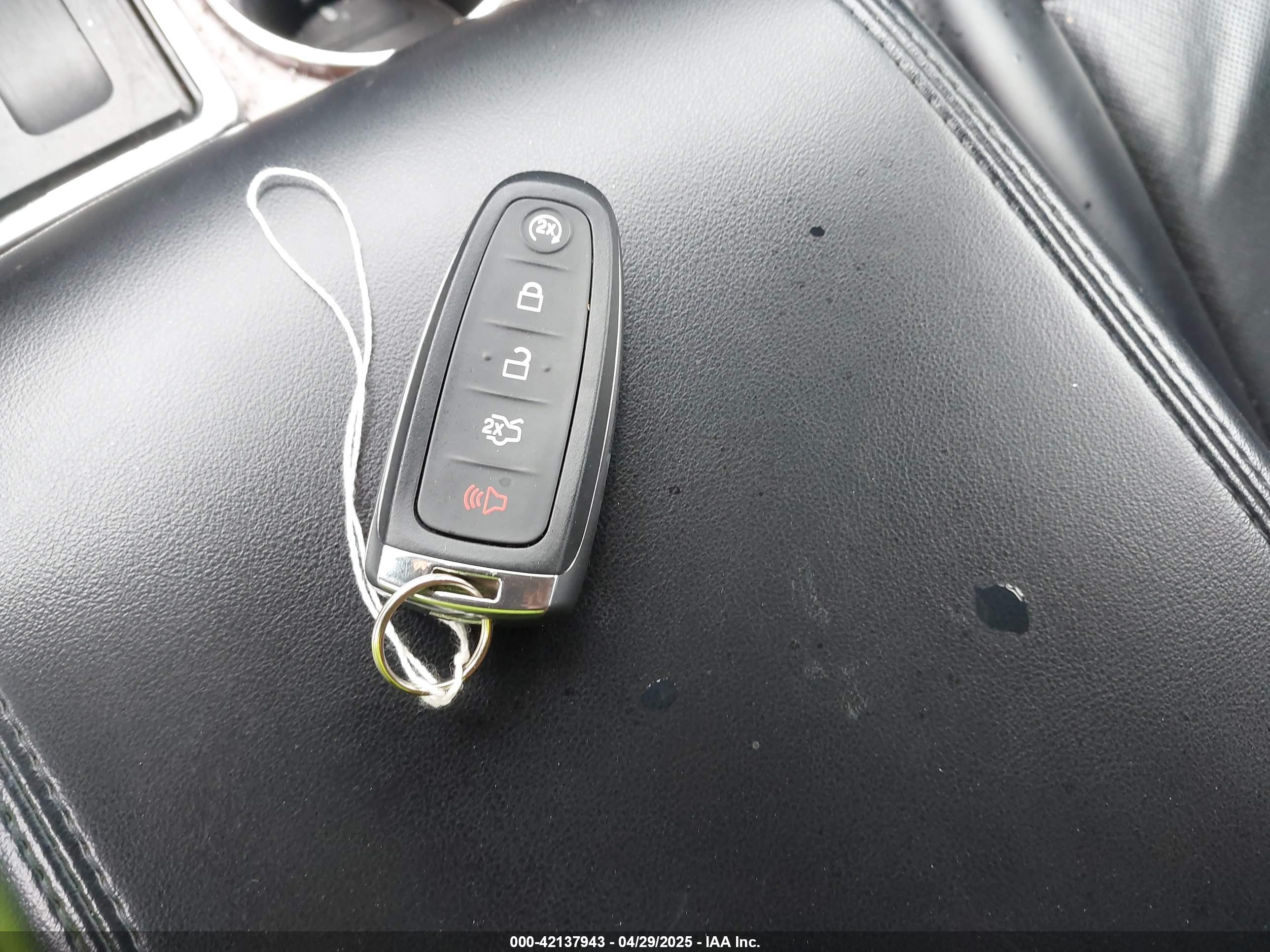 LINCOLN NAVIGATOR image 11