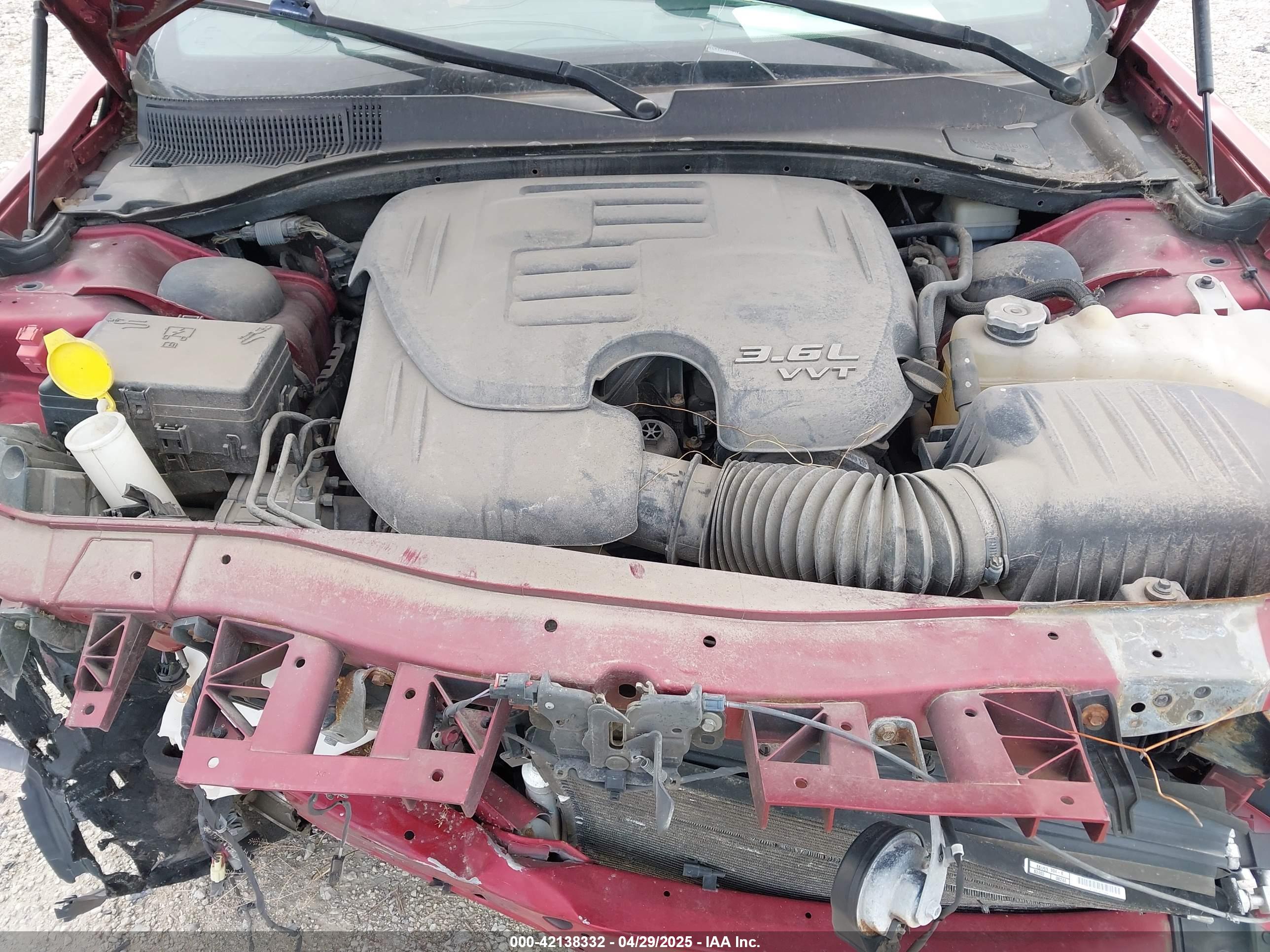 CHRYSLER 300 image 10