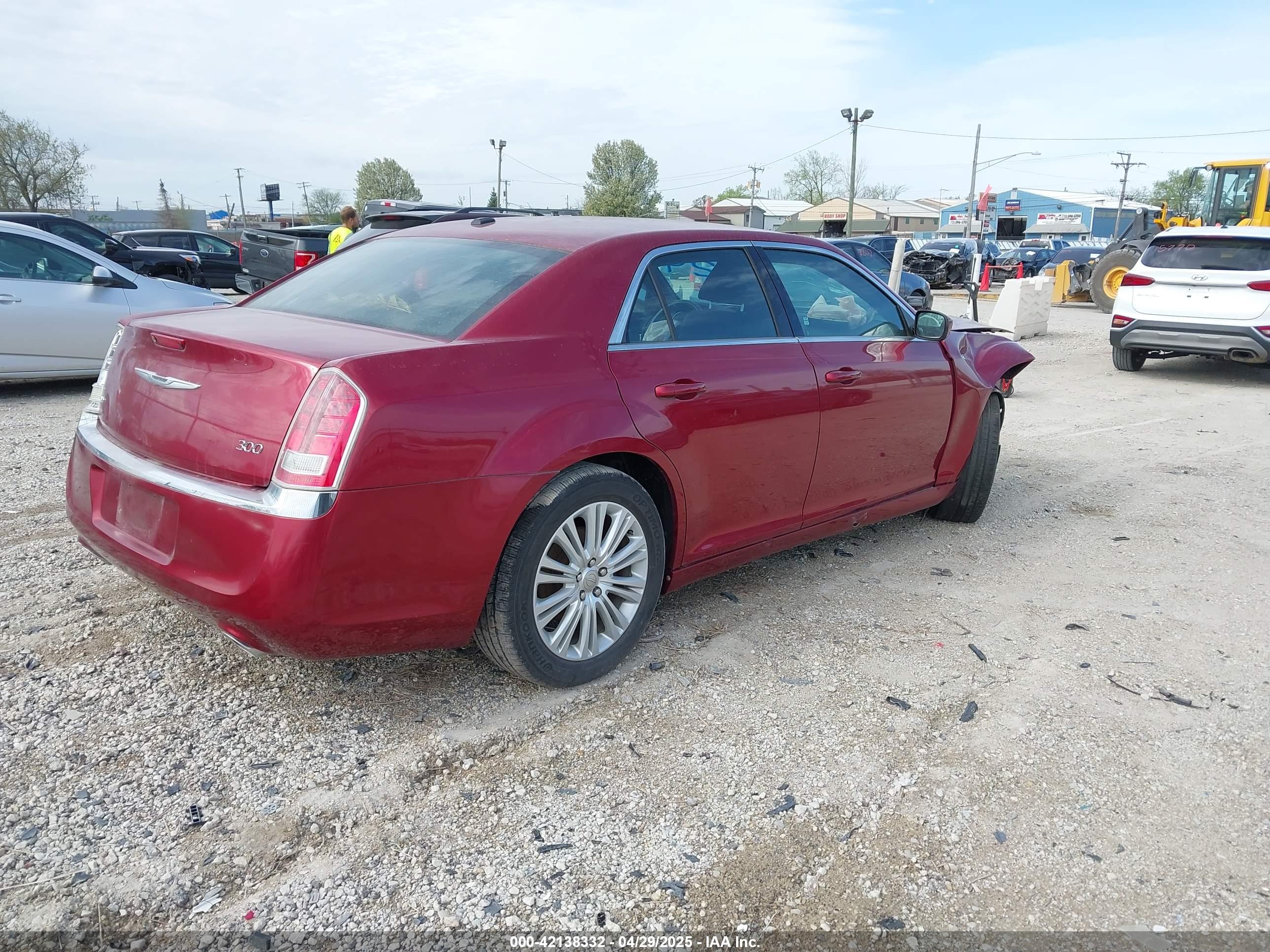 CHRYSLER 300 image 4
