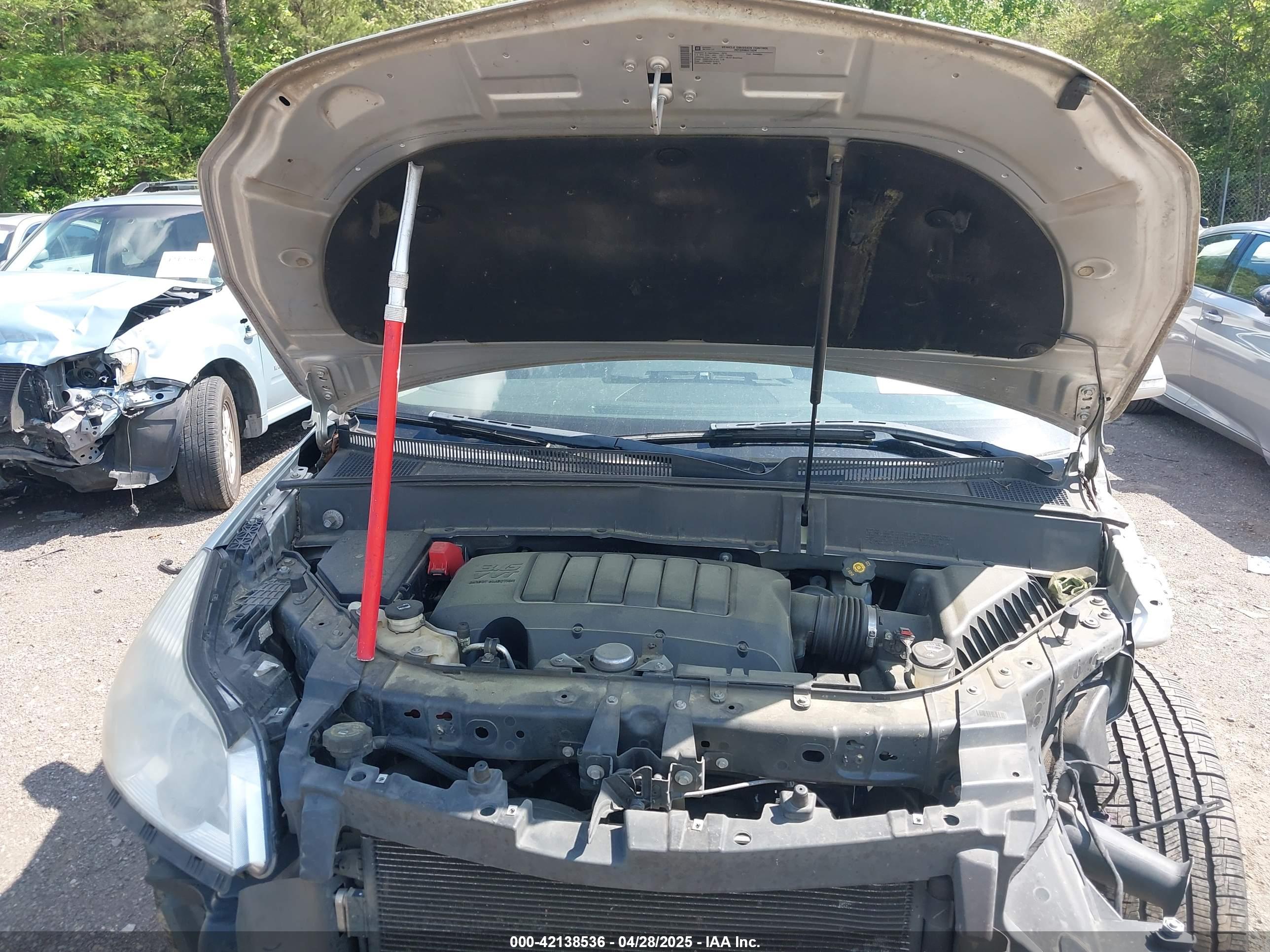 CHEVROLET TRAVERSE image 10