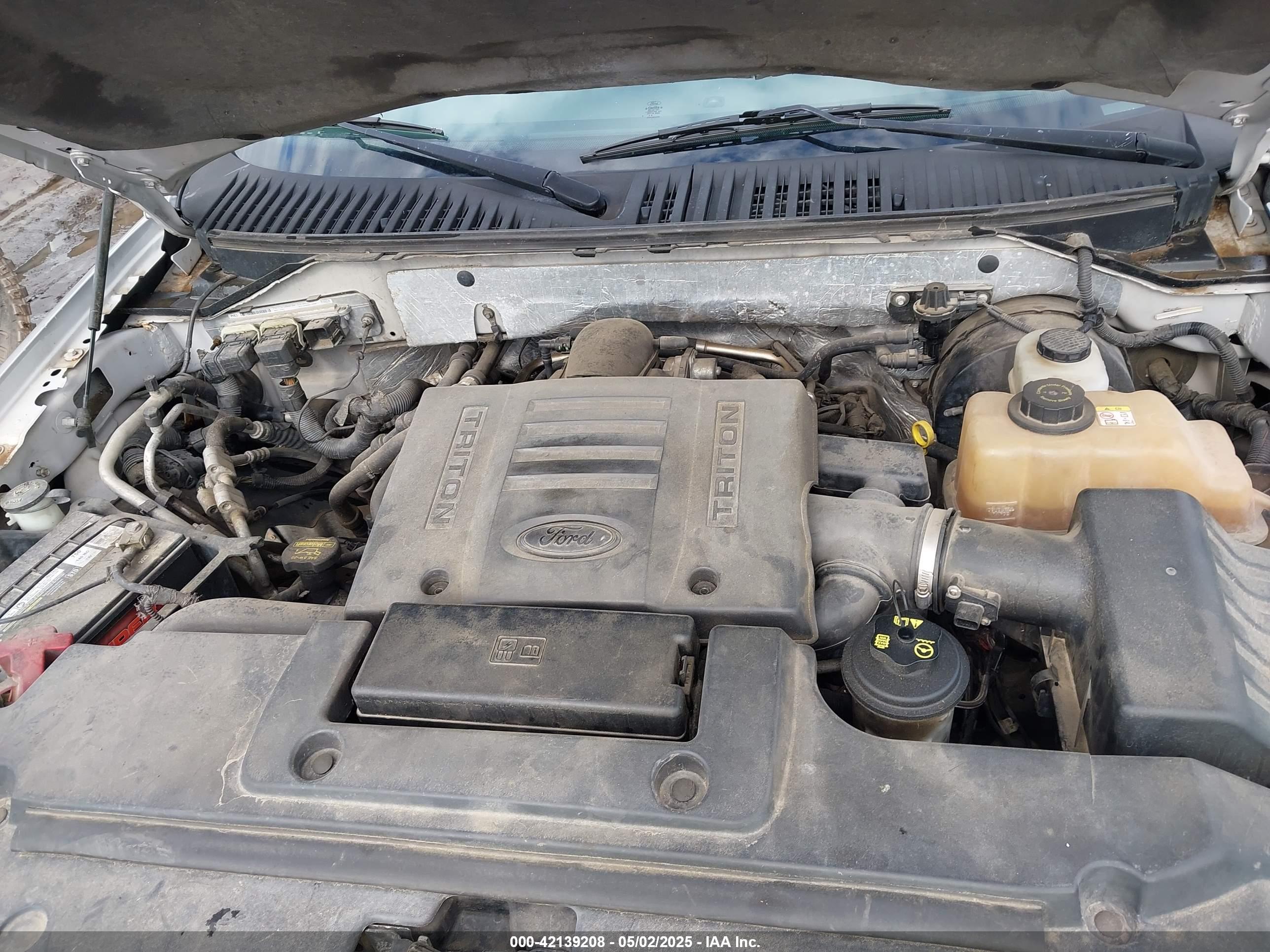 FORD EXPEDITION image 10