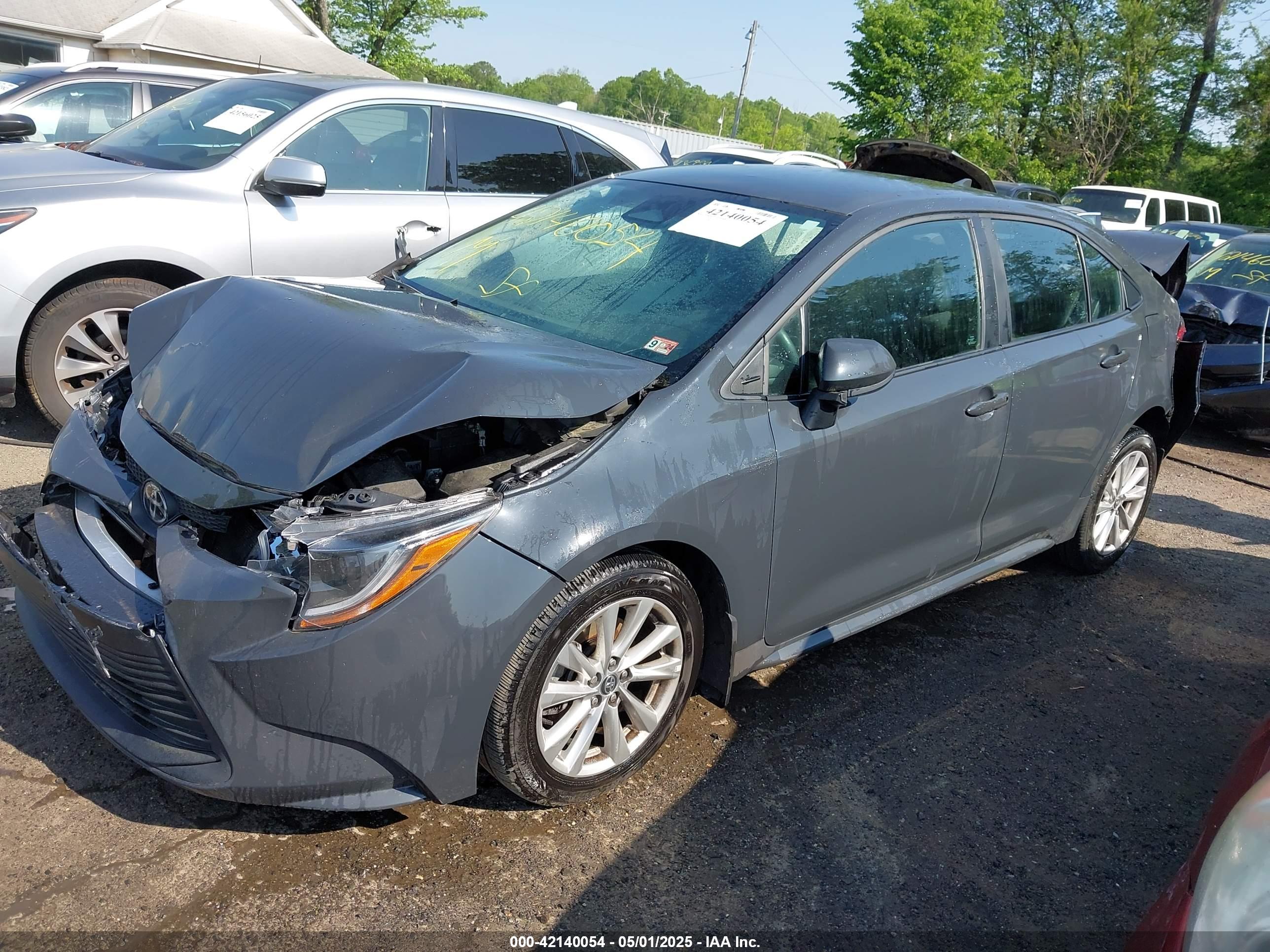 TOYOTA COROLLA image 2
