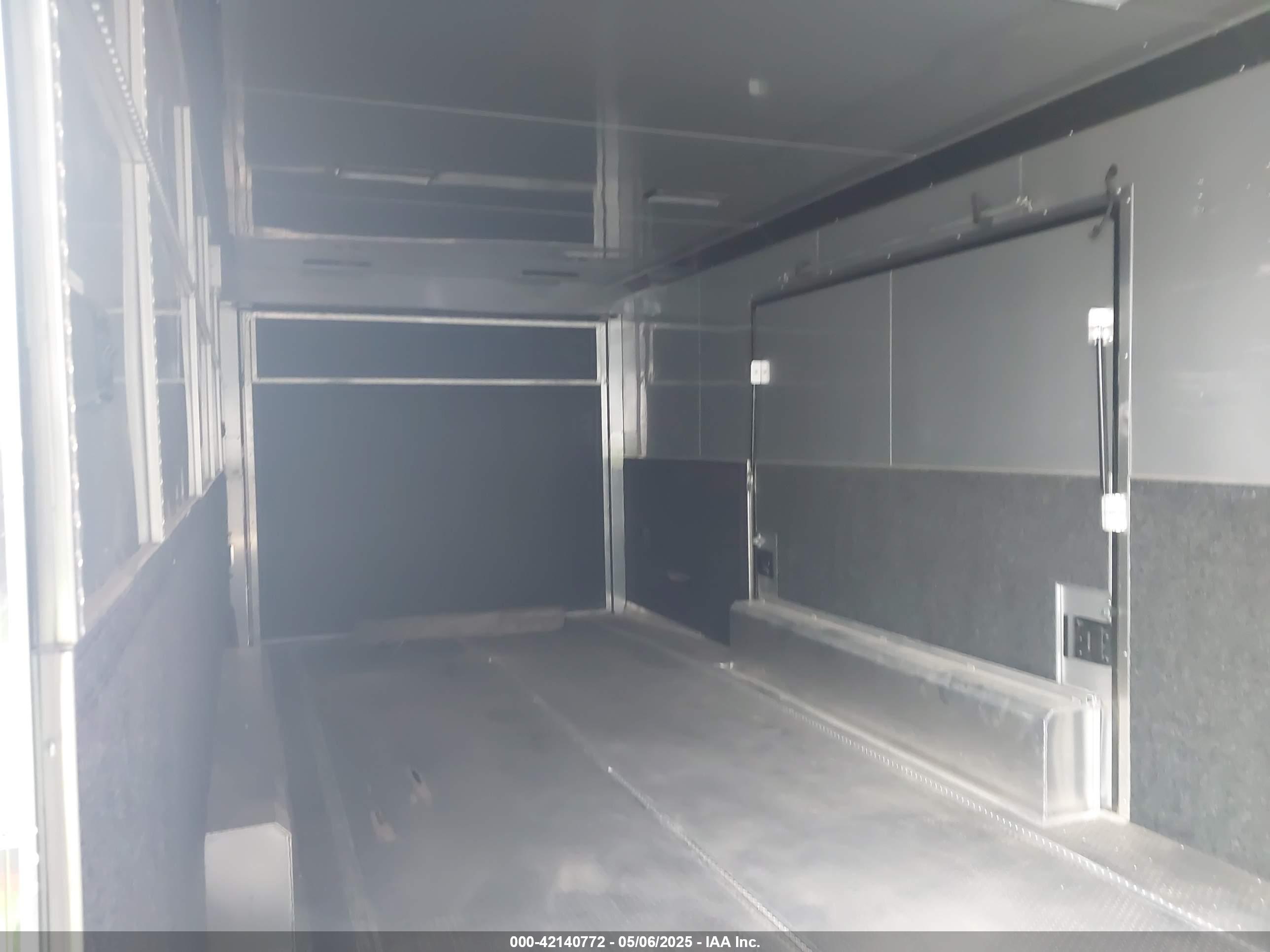 THE ALUMINUM image 8