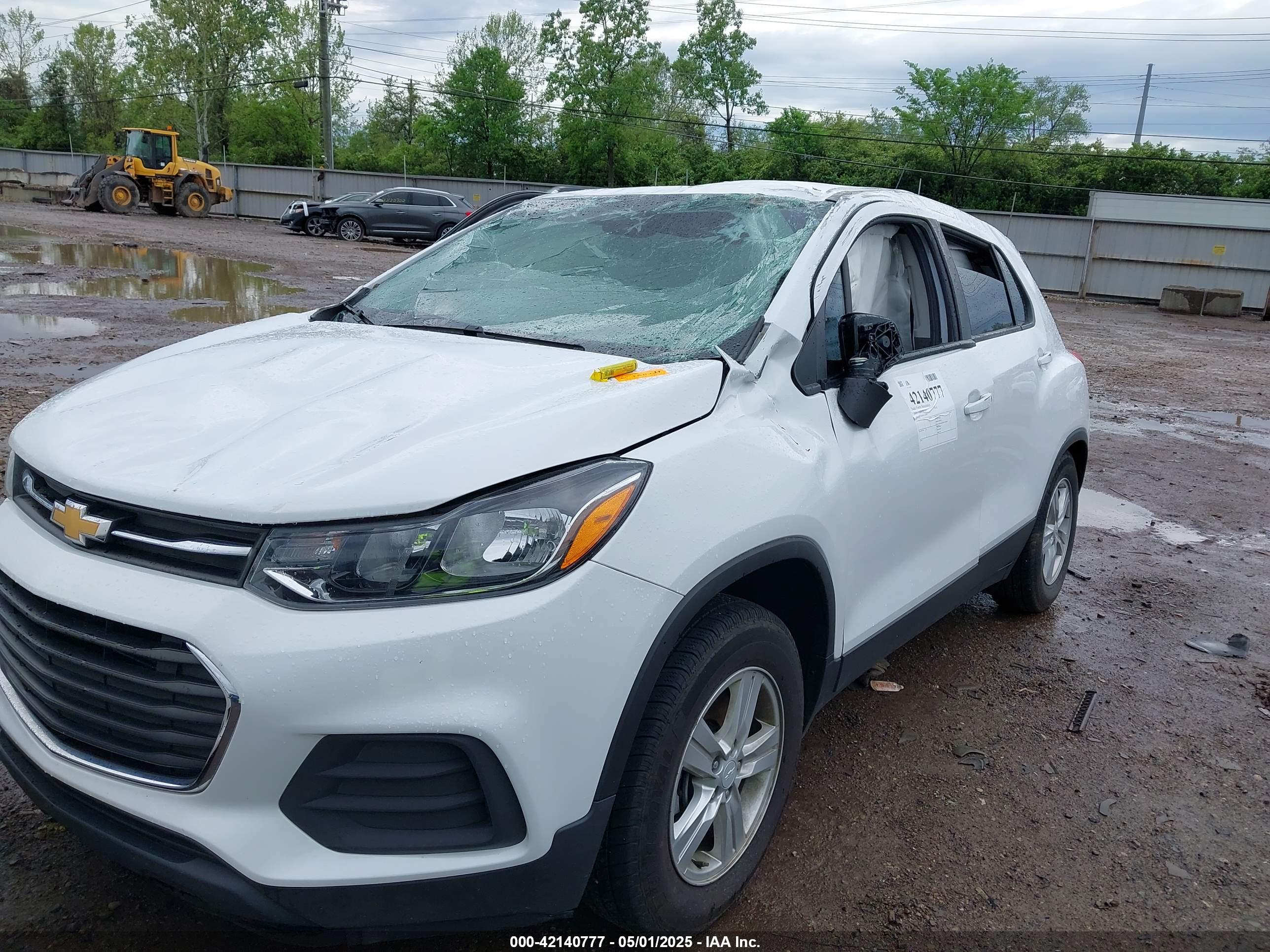 CHEVROLET TRAX image 6