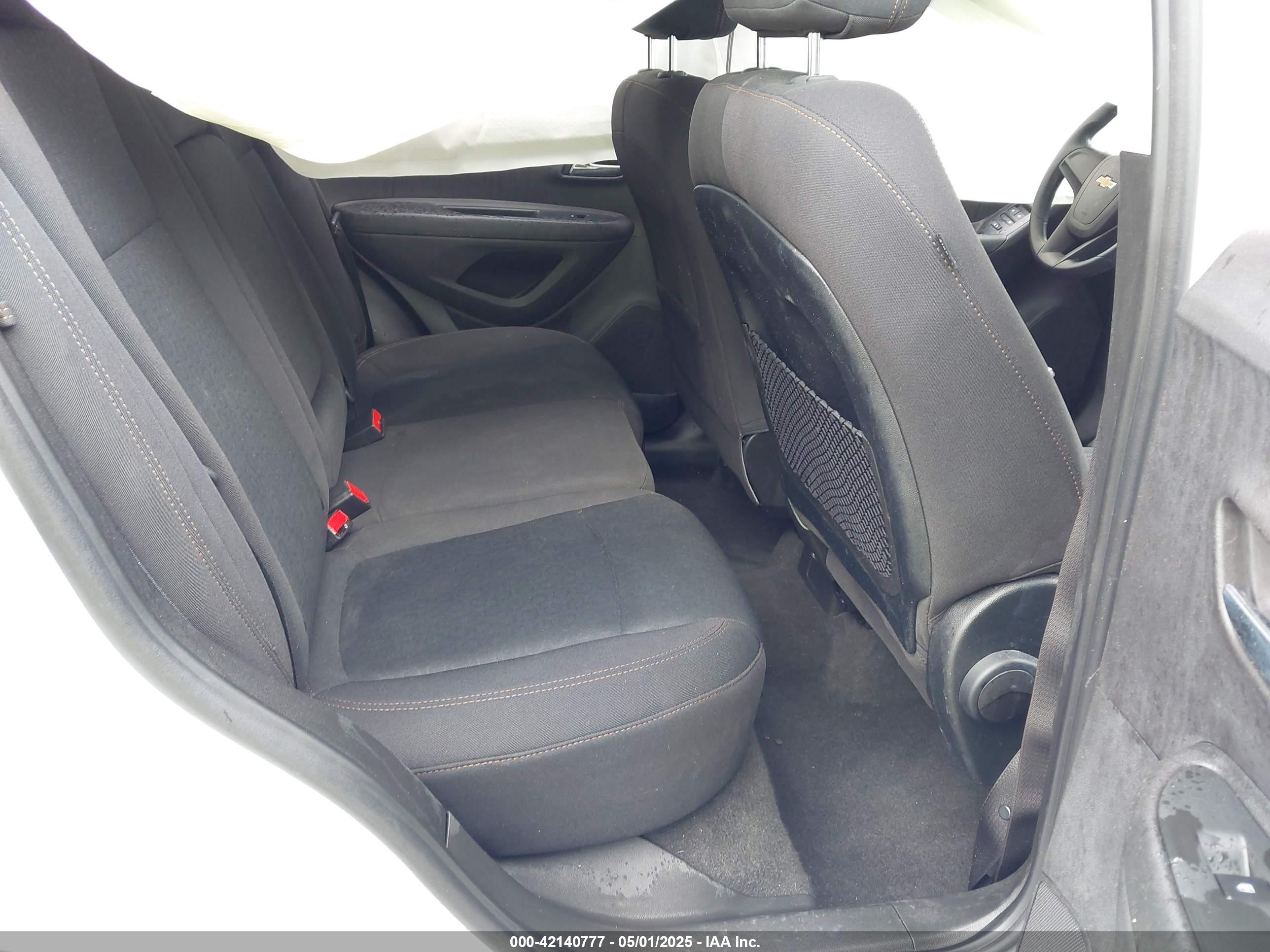 CHEVROLET TRAX image 8