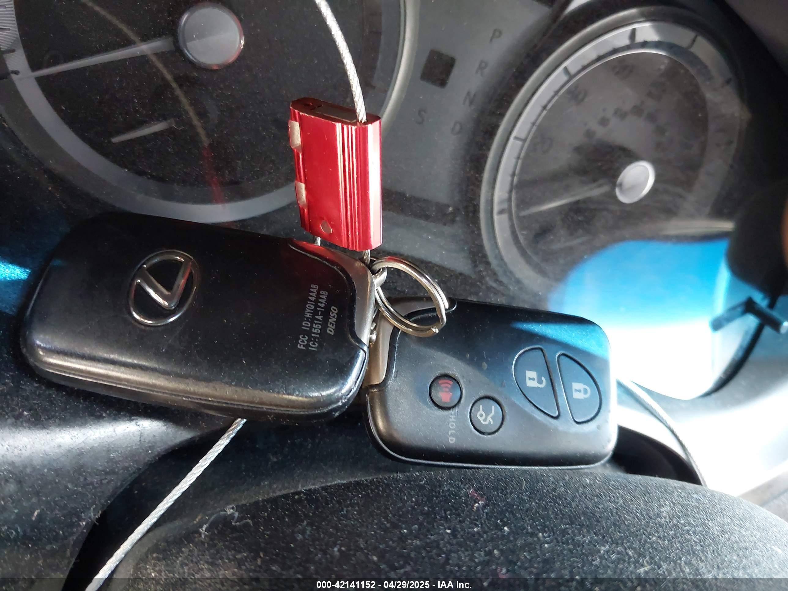 LEXUS ES image 11