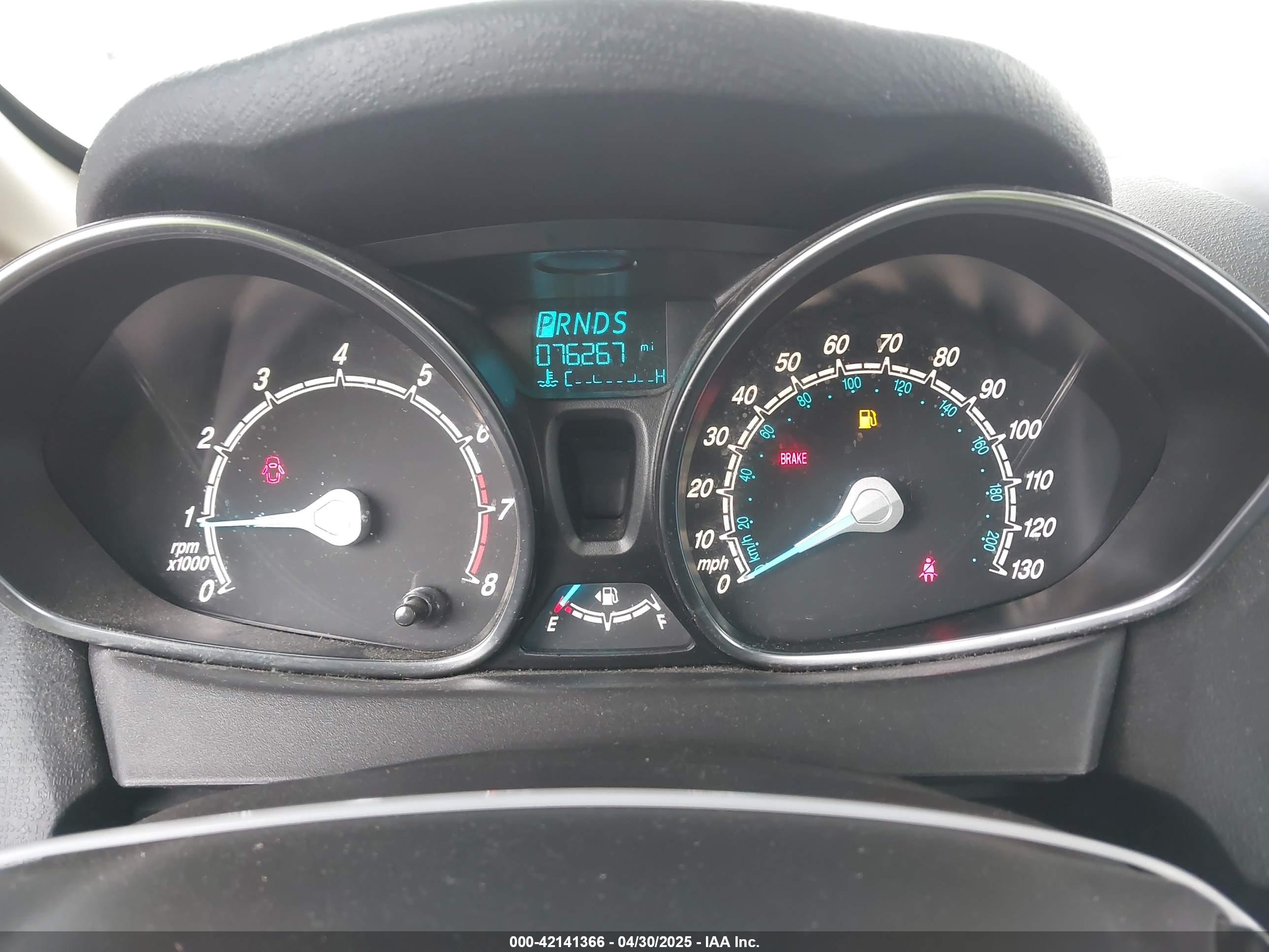 FORD FIESTA image 7