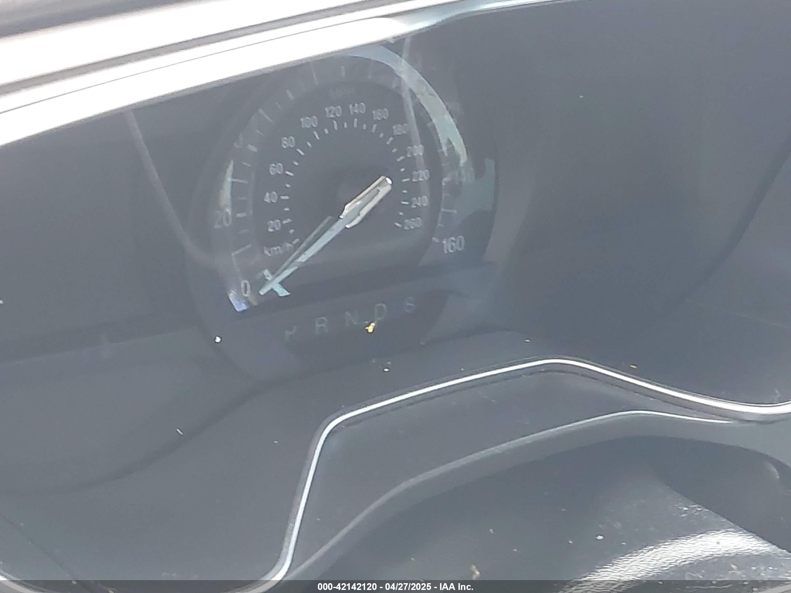 FORD FUSION image 7
